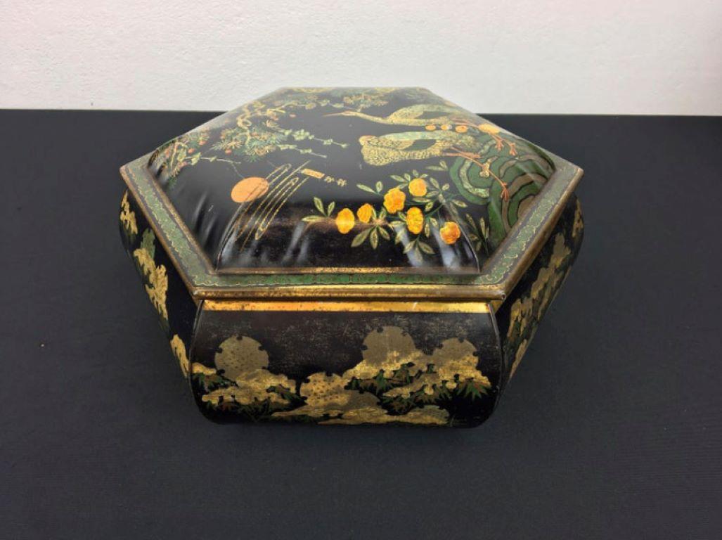 Tin with Cranes, Asian Style, Early 20th Century For Sale 3