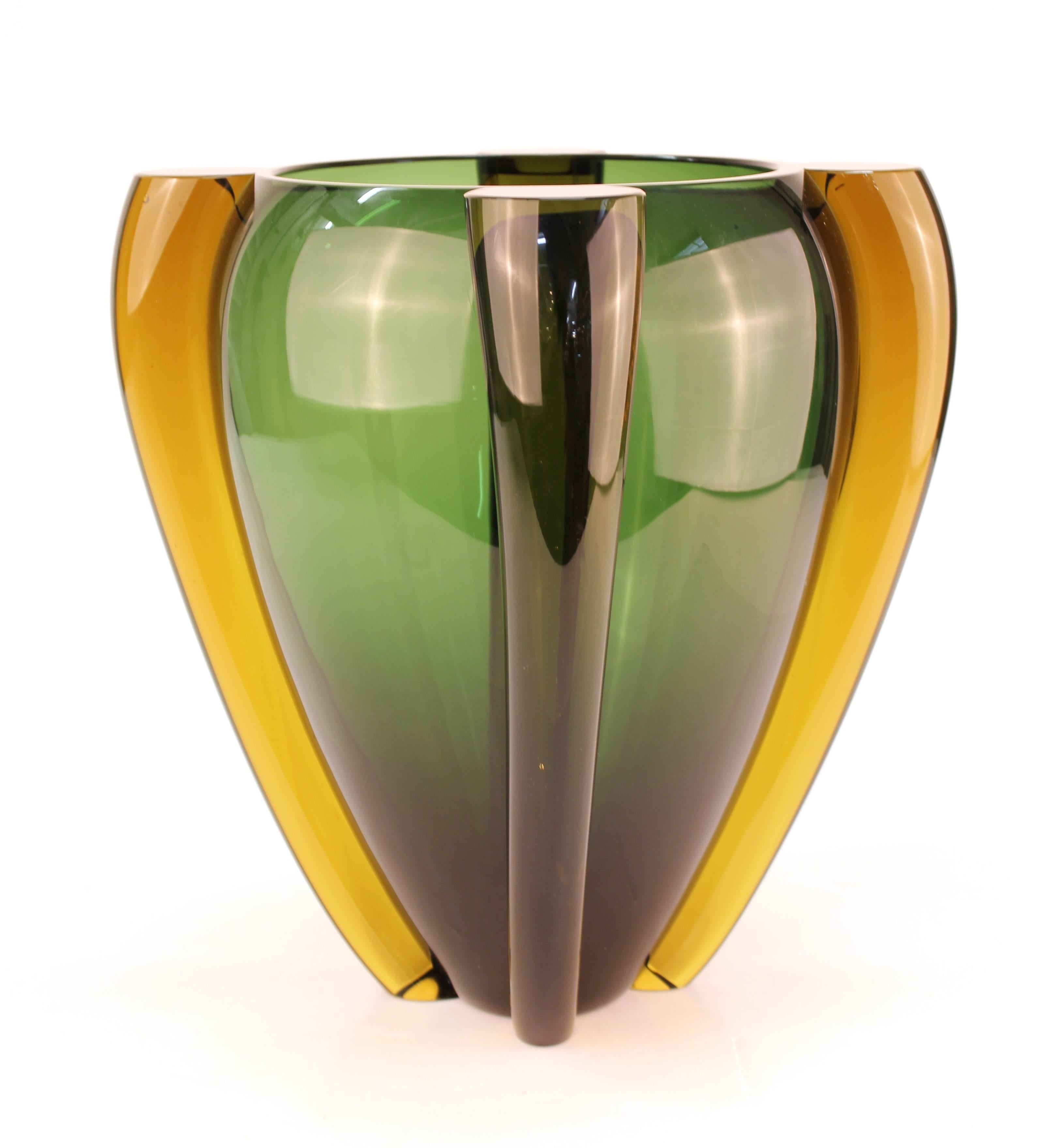 Italian Murano art glass vase made by Tina Aufiero for Venini. The piece has a label and is signed and marked on the bottom. Some minor wear to the bottom, but in overall great vintage condition.