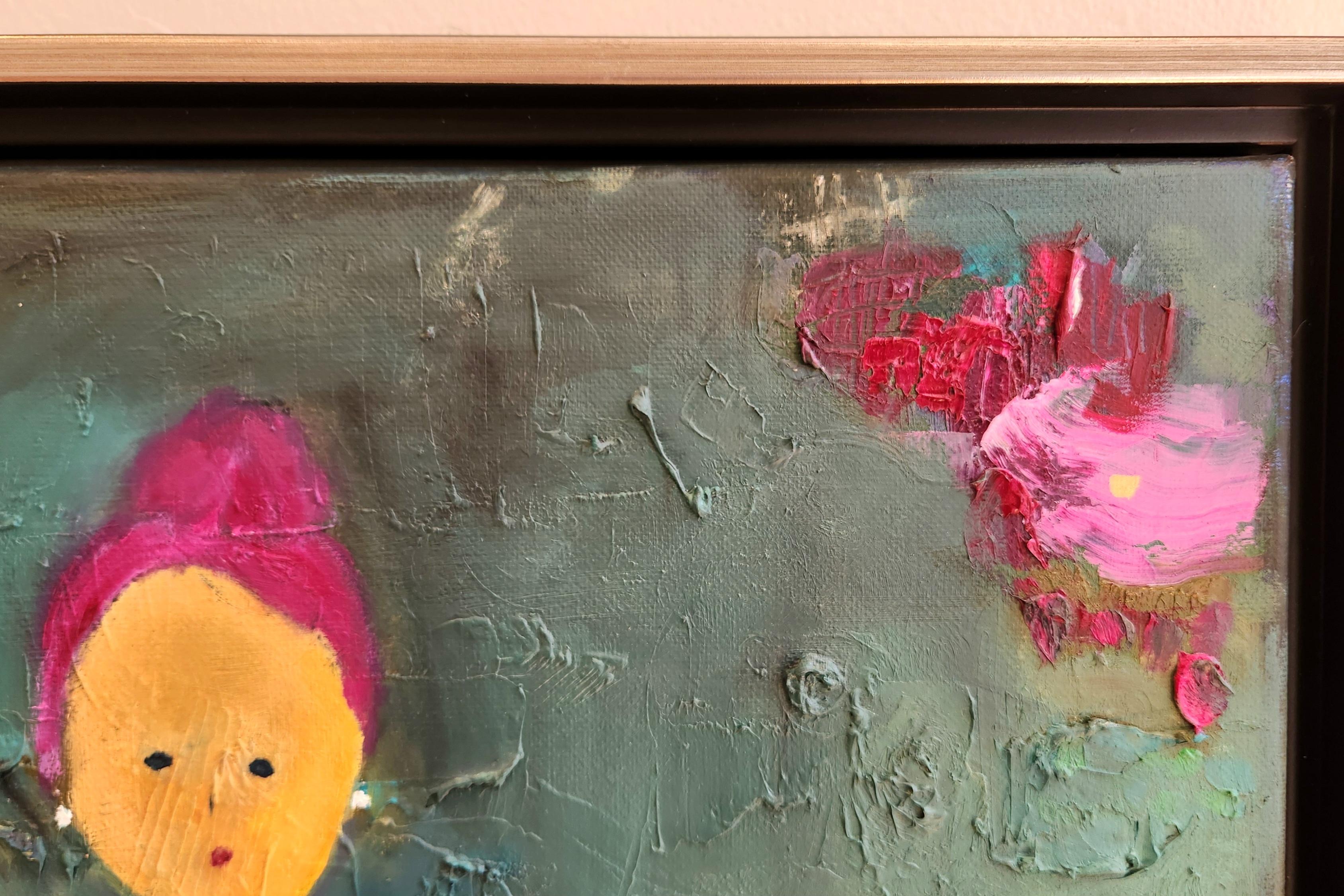 El maravilloso óleo sobre lienzo muestra una bella escena de una mujer entre un fondo abstracto. Detrás de la mujer hay un lavado de azules profundos y claros con elementos de morado, rosa y rojo a lo largo del lienzo. En primer plano aparece una