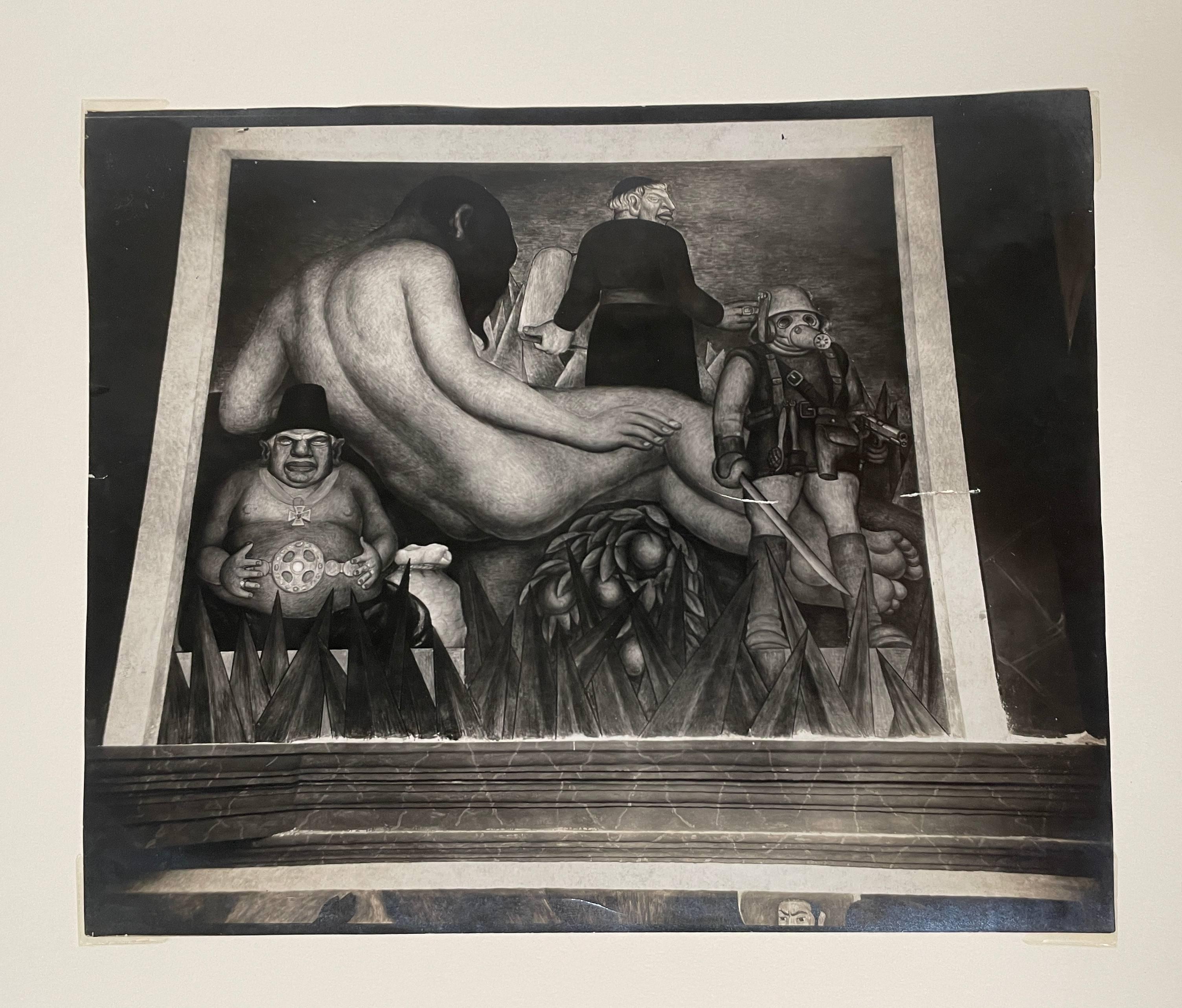 Tirage à la gélatine argentique des années 1920 par Tina Modotti d'une fresque murale de Diego Rivera en vente 7
