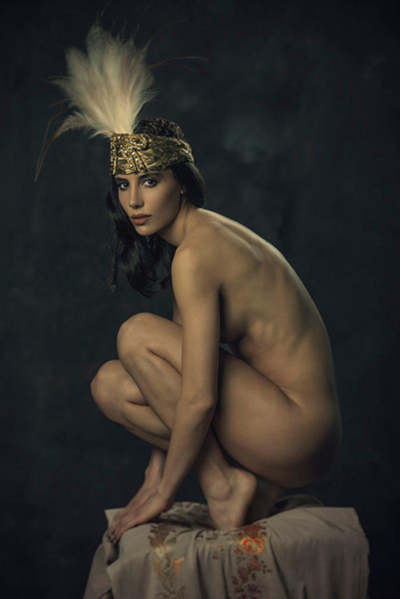 Tina Trumpp Portrait Photograph - Phoenix, Nude, woman, contemporary, color