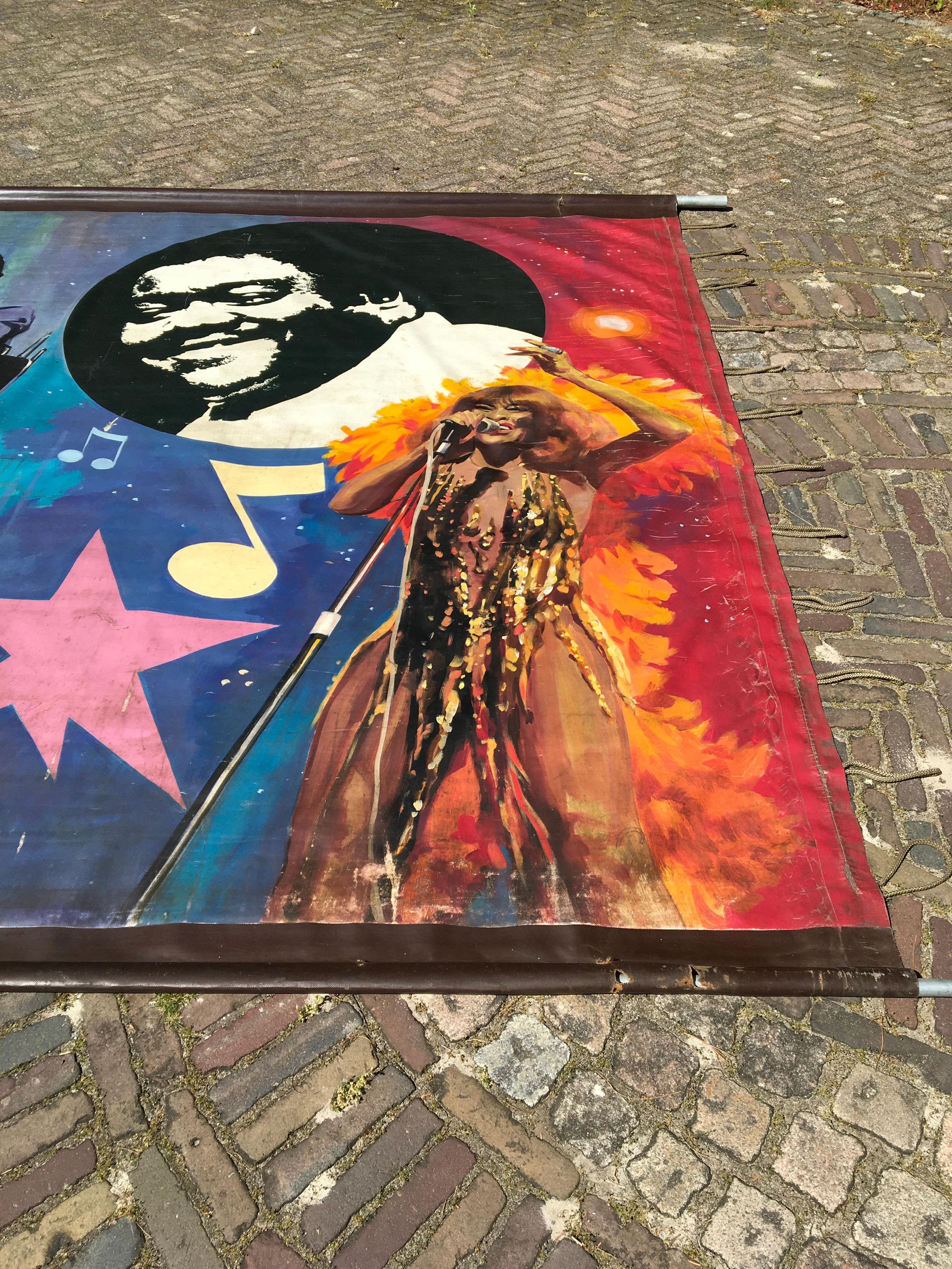 Moderne Tina Turner et Prince Carnival Banner Décoration murale en vente