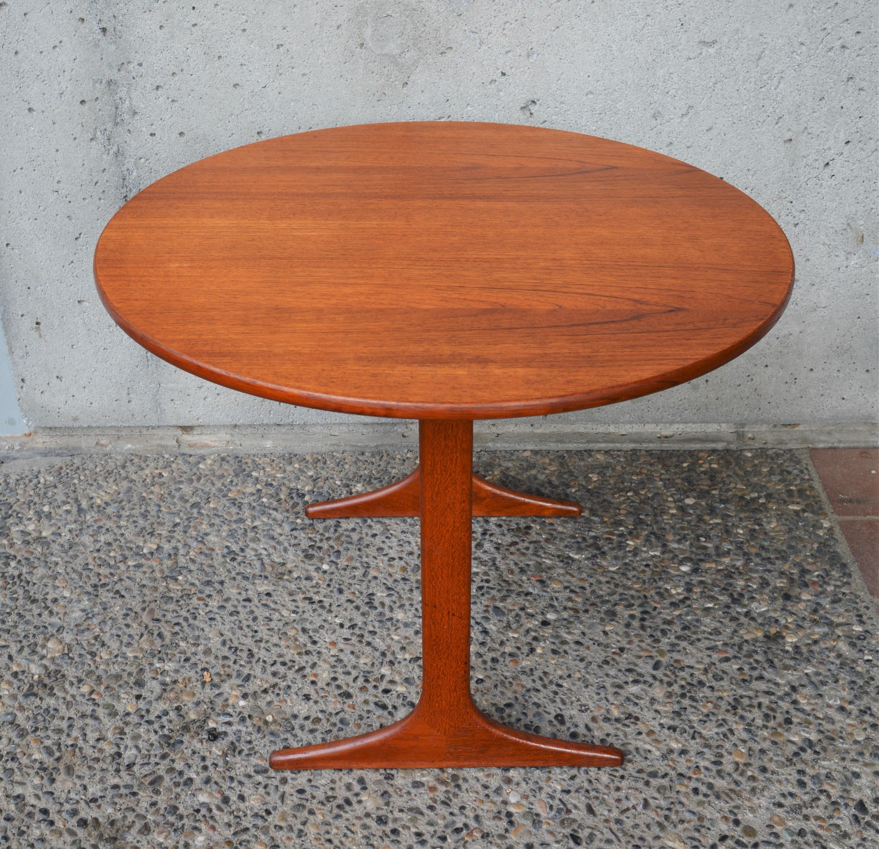 Mid-Century Modern Tingstroms Folding Teak Coffee or Side Table by Engstrom and Myrstrand For Sale