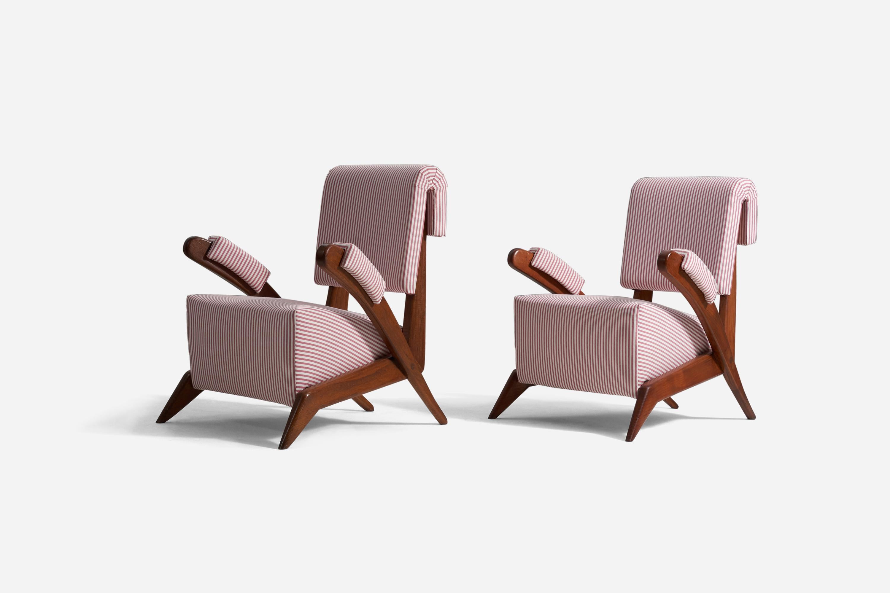 A pair of rare lounge chairs / armchairs. Designed by Tino De Silva, Italy, c. 1962.

In finely sculpted cherrywood, fabric upholstery. 

litterature: Artecasa, no. 17, February 1961, pp. 21-22

Other designers of the period include: Gio