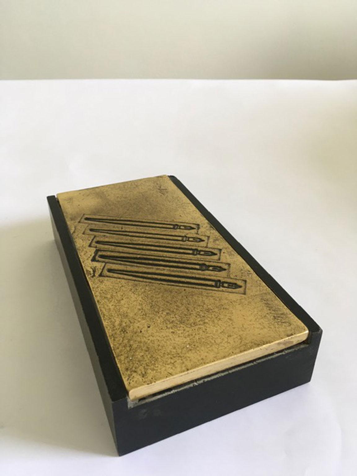 Italia 1980 Finales del siglo XX Arte pop Múltiples plumas de bronce en venta 7