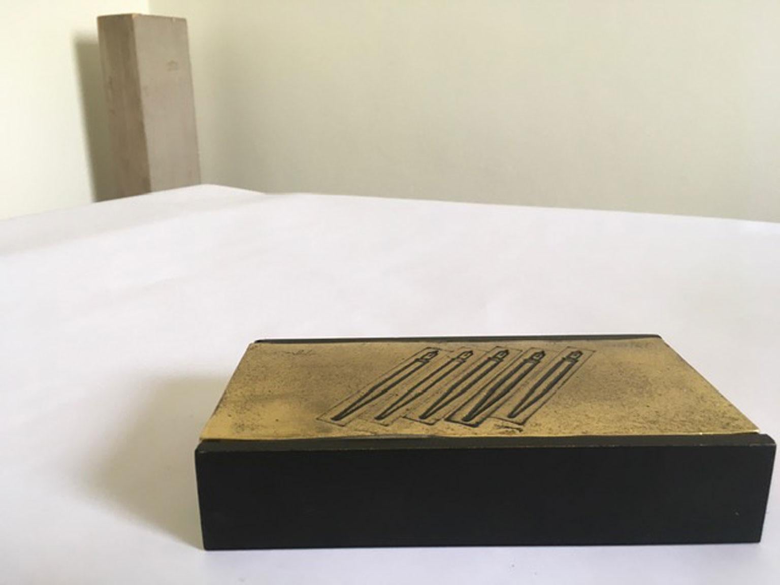 Italia 1980 Finales del siglo XX Arte pop Múltiples plumas de bronce en venta 8