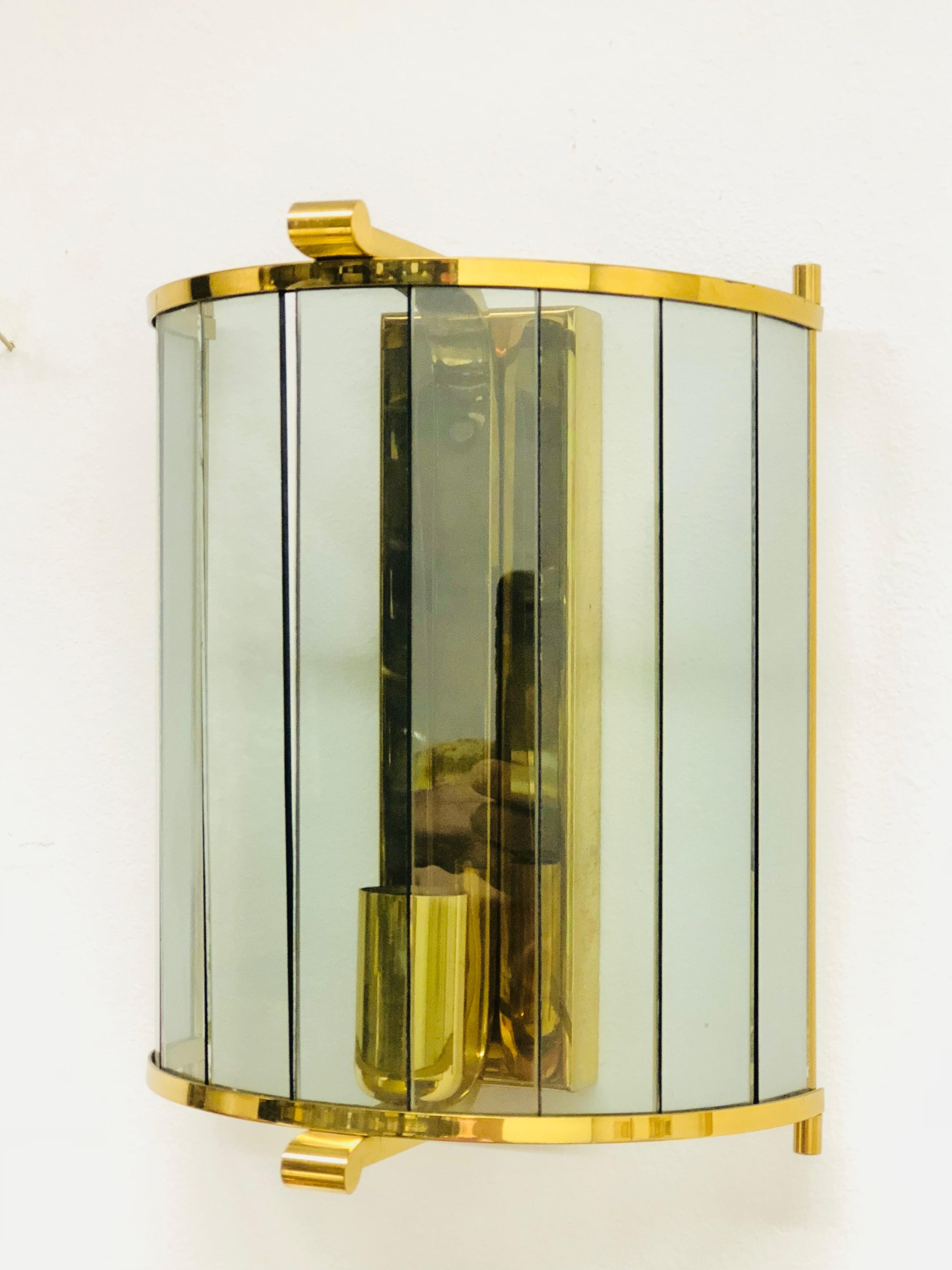 Mid-Century Modern Tinted Glass Panes Wall Sconce Lamp Brass Vintage, German, 1960s For Sale