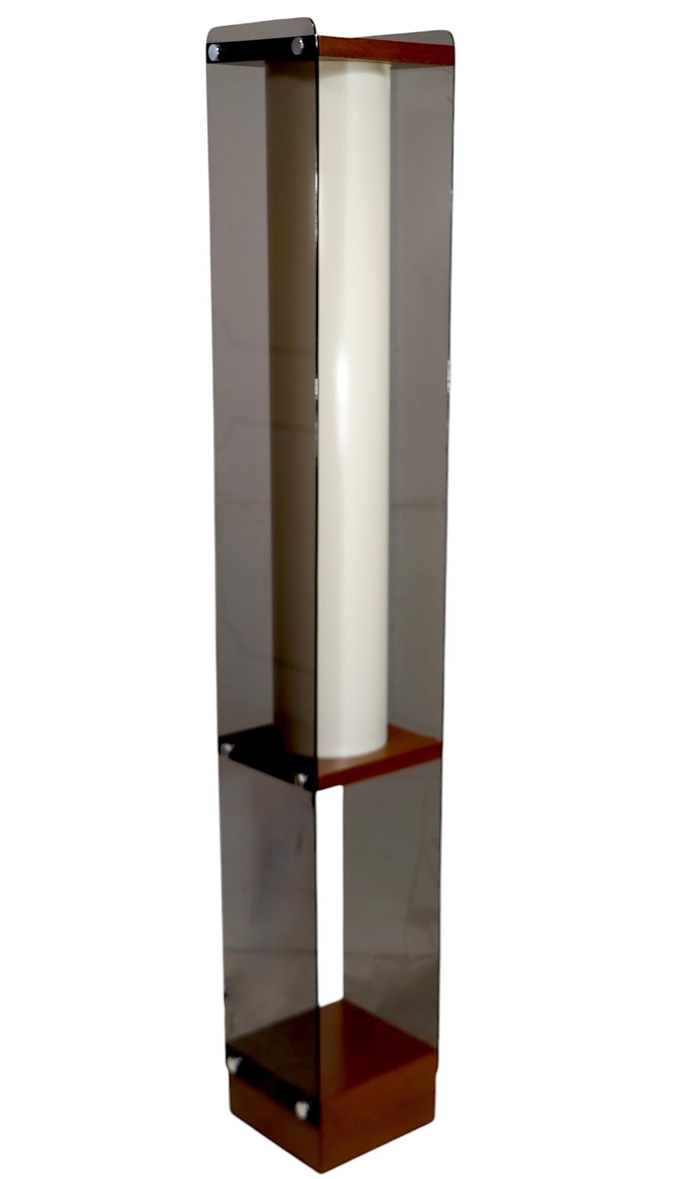 American Tinted Lucite and Wood Tótem Form Floor Lamp by Pearsall for Modeline c. 1970’s For Sale