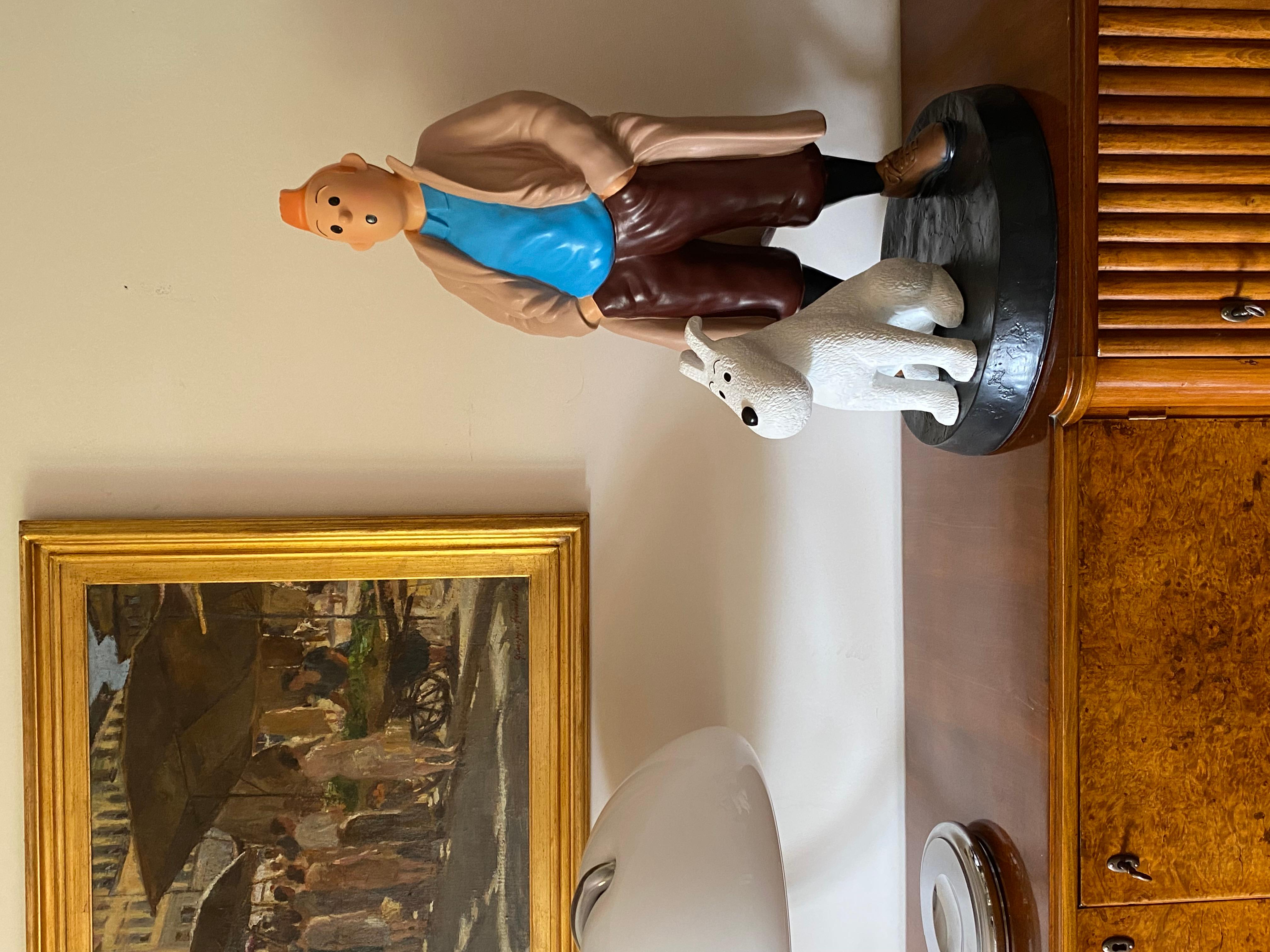 Great hand painted resin figure of Tintin e Milou.

France, circa. 1970

Measures : Height: 84 cm diameter. base: 41 cm

Conditions: Excellent, consistent with age and use.