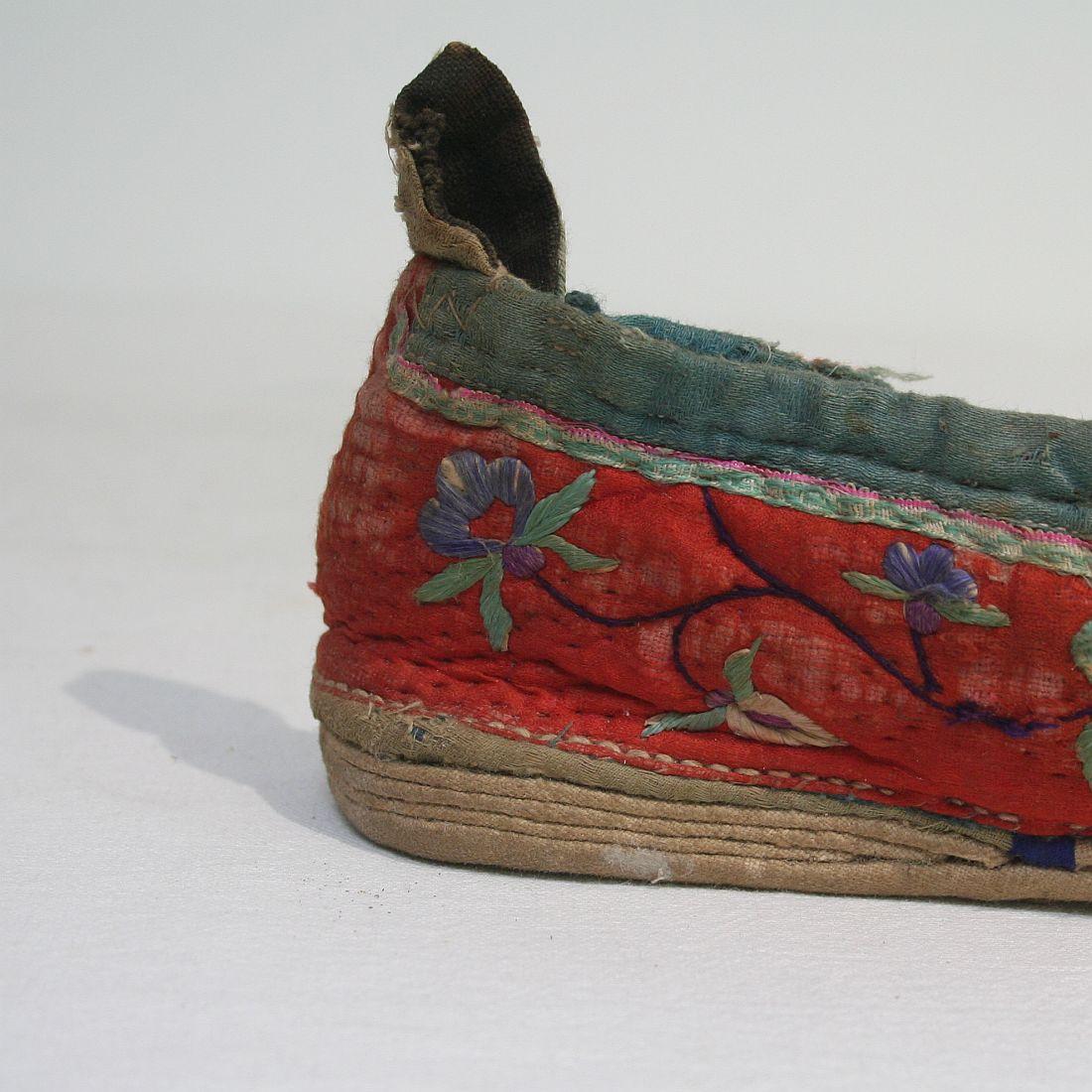 Tiny 19th Century Chinese Embroidered Women’s Shoes 6