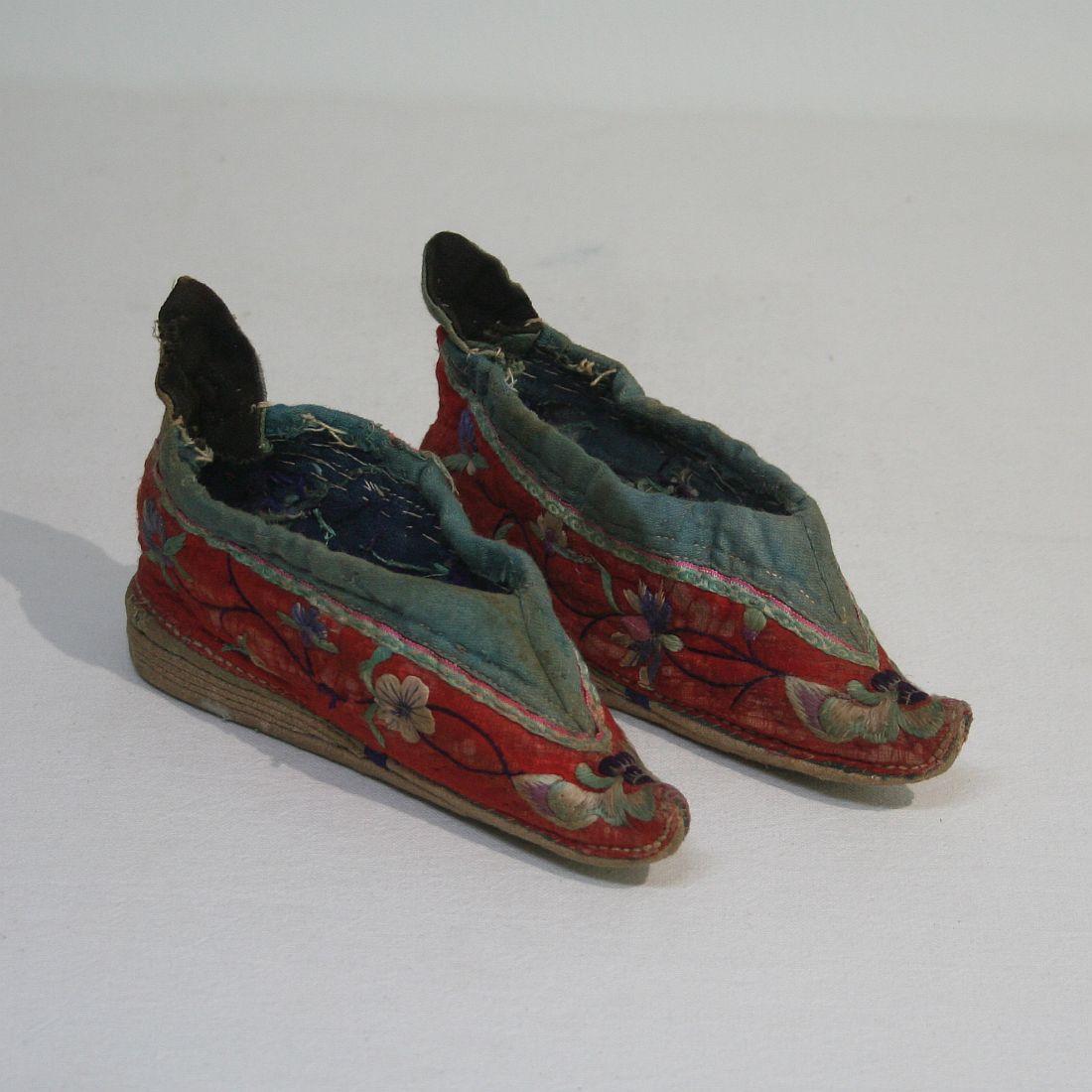 chinese tiny shoes