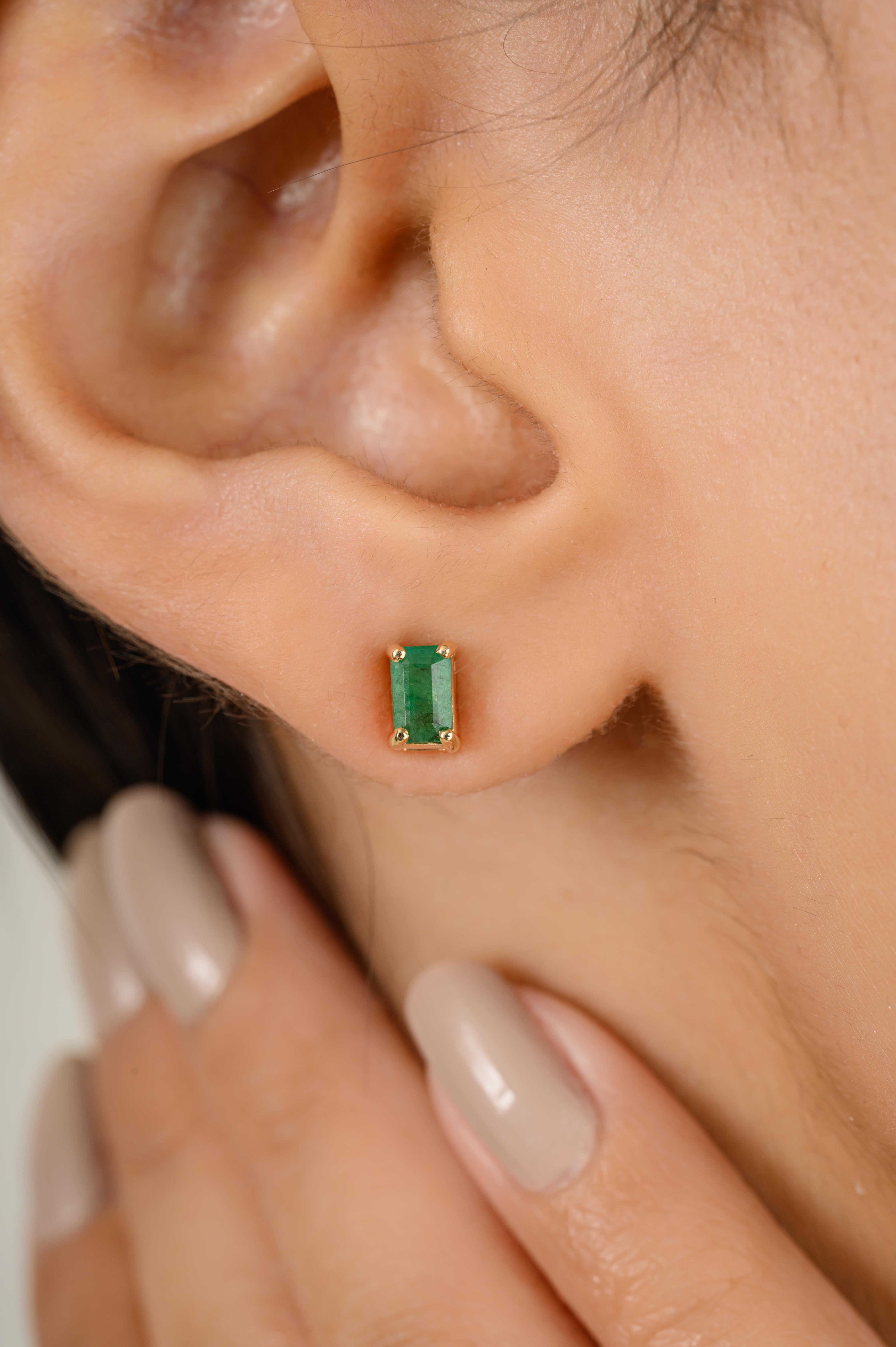 Tiny Baguette Cut Emerald Stud Earrings in 14K Gold to make a statement with your look. You shall need stud earrings to make a statement with your look. These earrings create a sparkling, luxurious look featuring baguette cut emerald.
Emerald