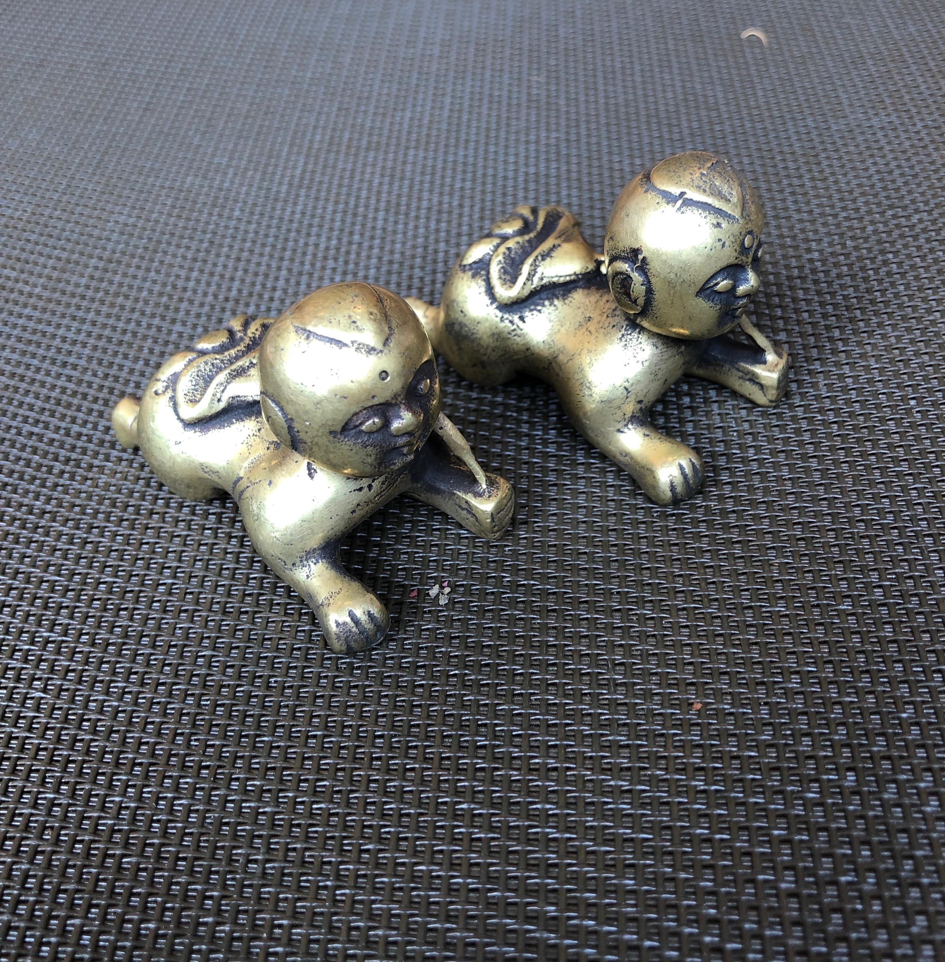 Tiny Chinese Crawling Bronze Babies In Good Condition In New York, NY