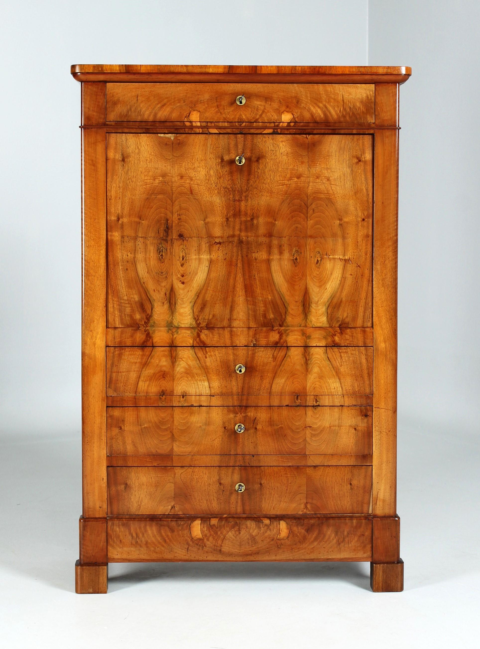 Small antique secretary

France
Walnut
Mid 19th century

Dimensions: H x W x D: 145 x 93 x 38 cm

Description:
Decorative French writing desk from the period around 1840-1860.
Body standing on block feet with three drawers at the bottom, above the