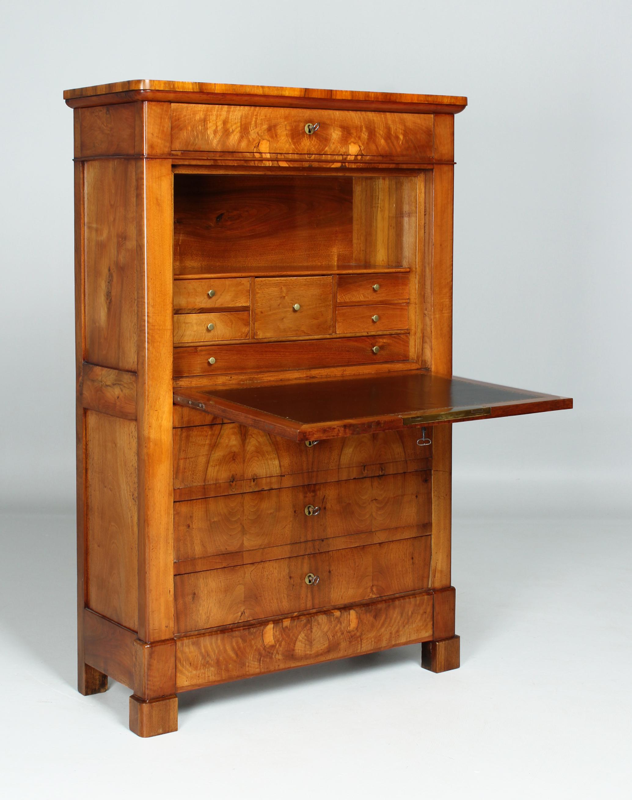 Tiny French Secretaire, Walnut, Mid 19th Century For Sale 1