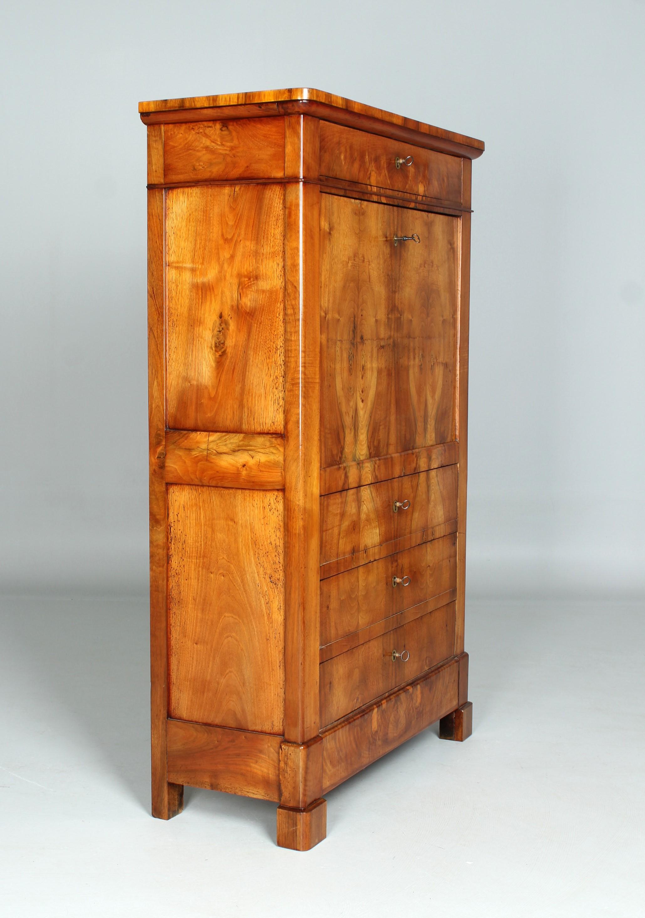 Tiny French Secretaire, Walnut, Mid 19th Century For Sale 5