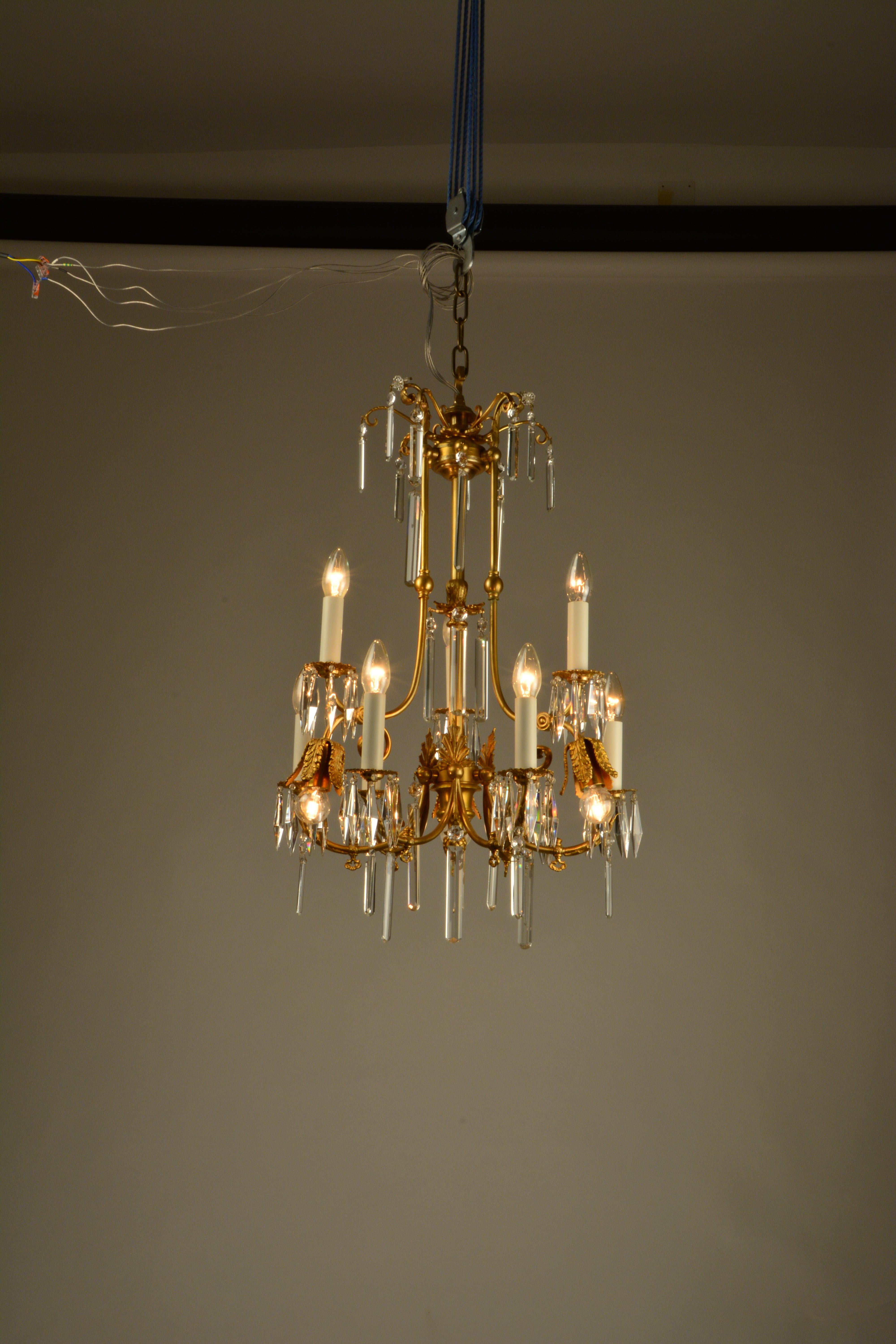 Tiny Late 19th Century Gas Chandelier of Elaborately Cast and Gilded Brass In Good Condition For Sale In Vienna, AT