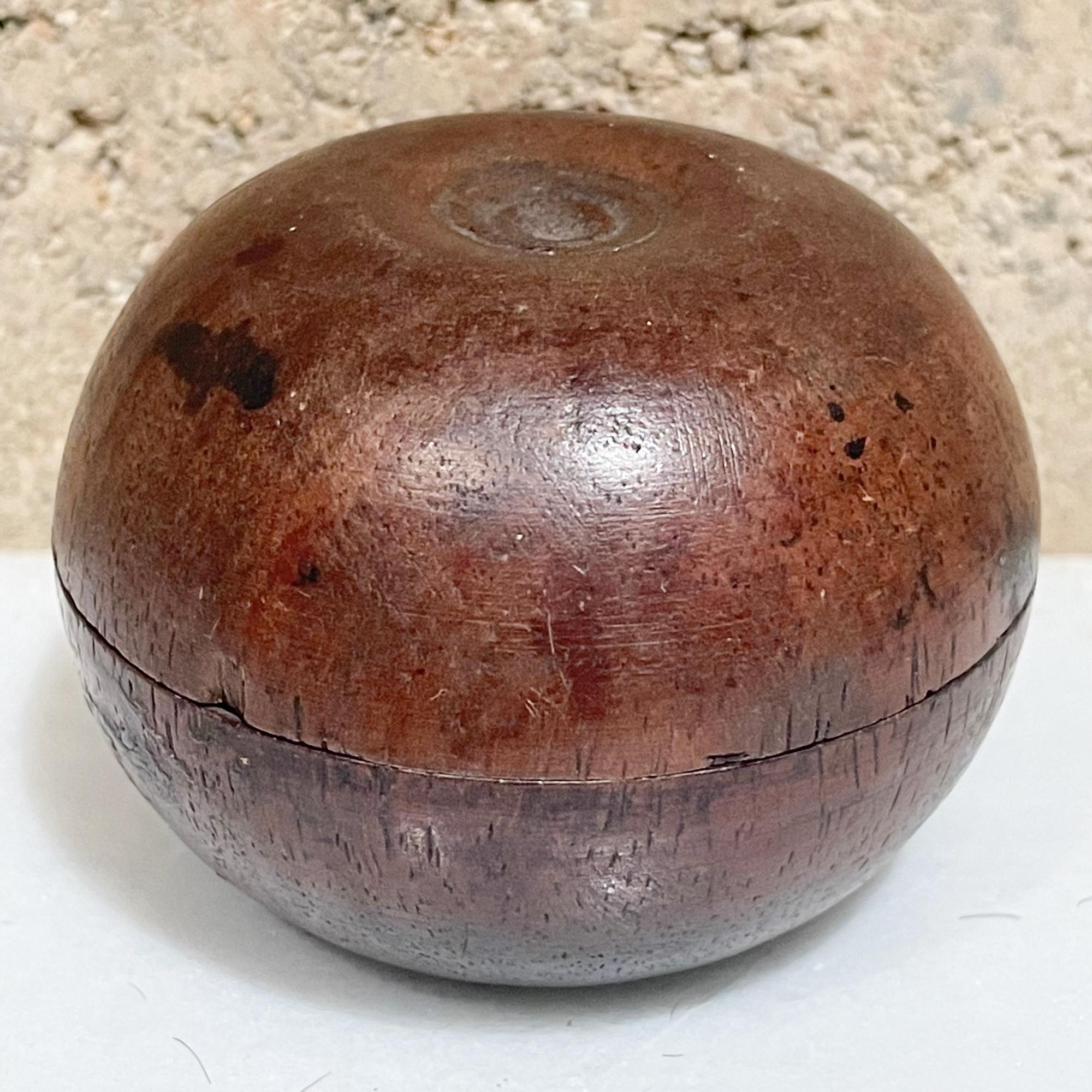 1970s Small Lidded Wood Vessel Container For Sale 3