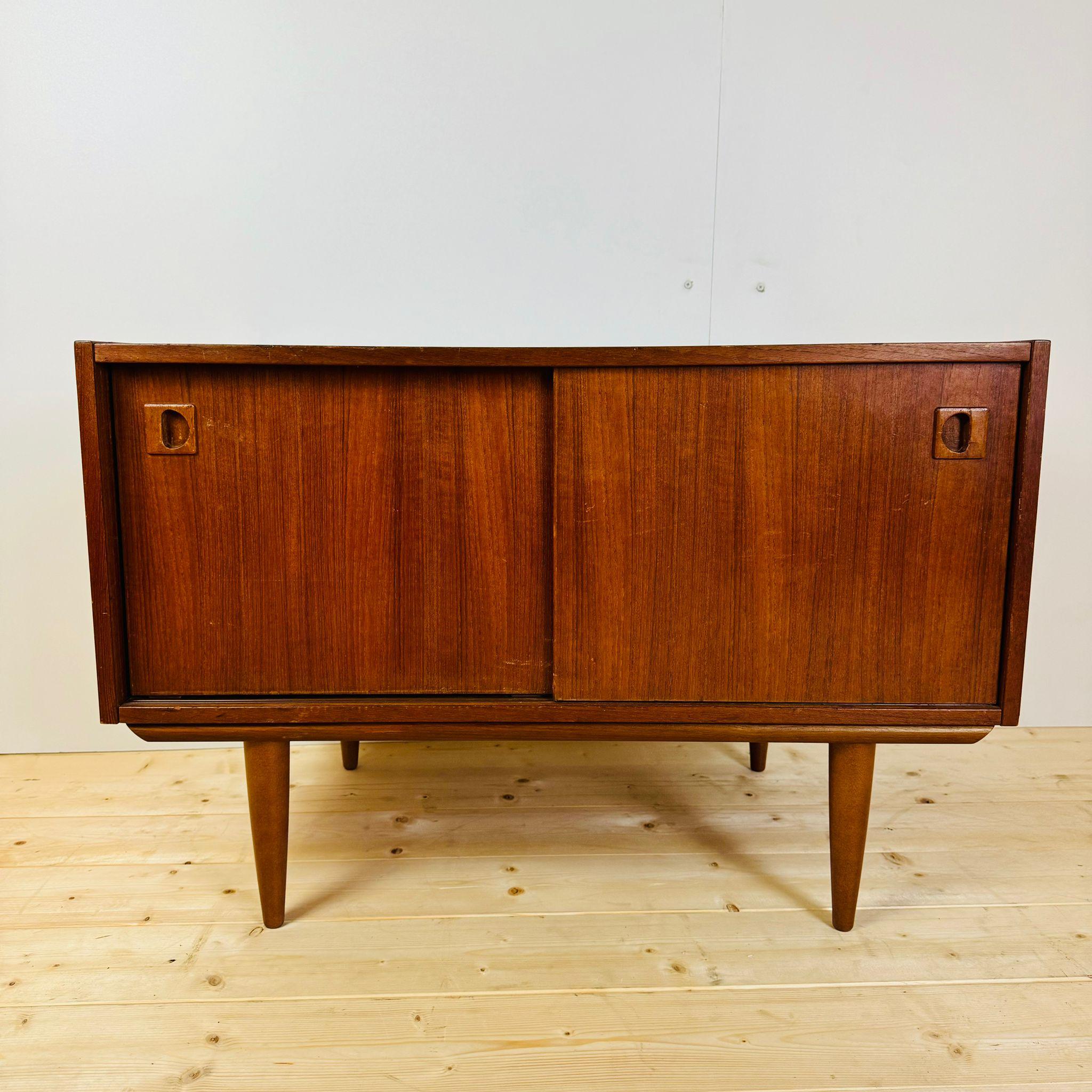 Tiny sideboard in teak, Denmark 1960
