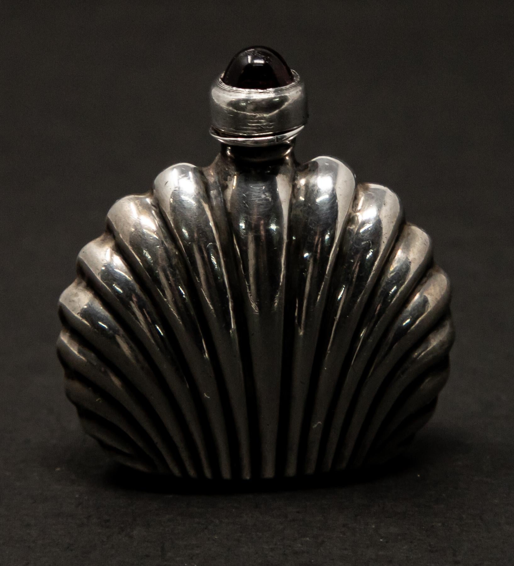 Parfümflasche aus Sterlingsilber (Art déco) im Angebot