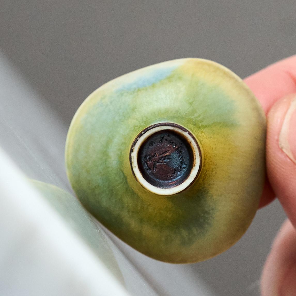 20th Century Tiny Stoneware Miniature Bowl by Berndt Friberg. Gustavsberg, Sweden, 1960s For Sale