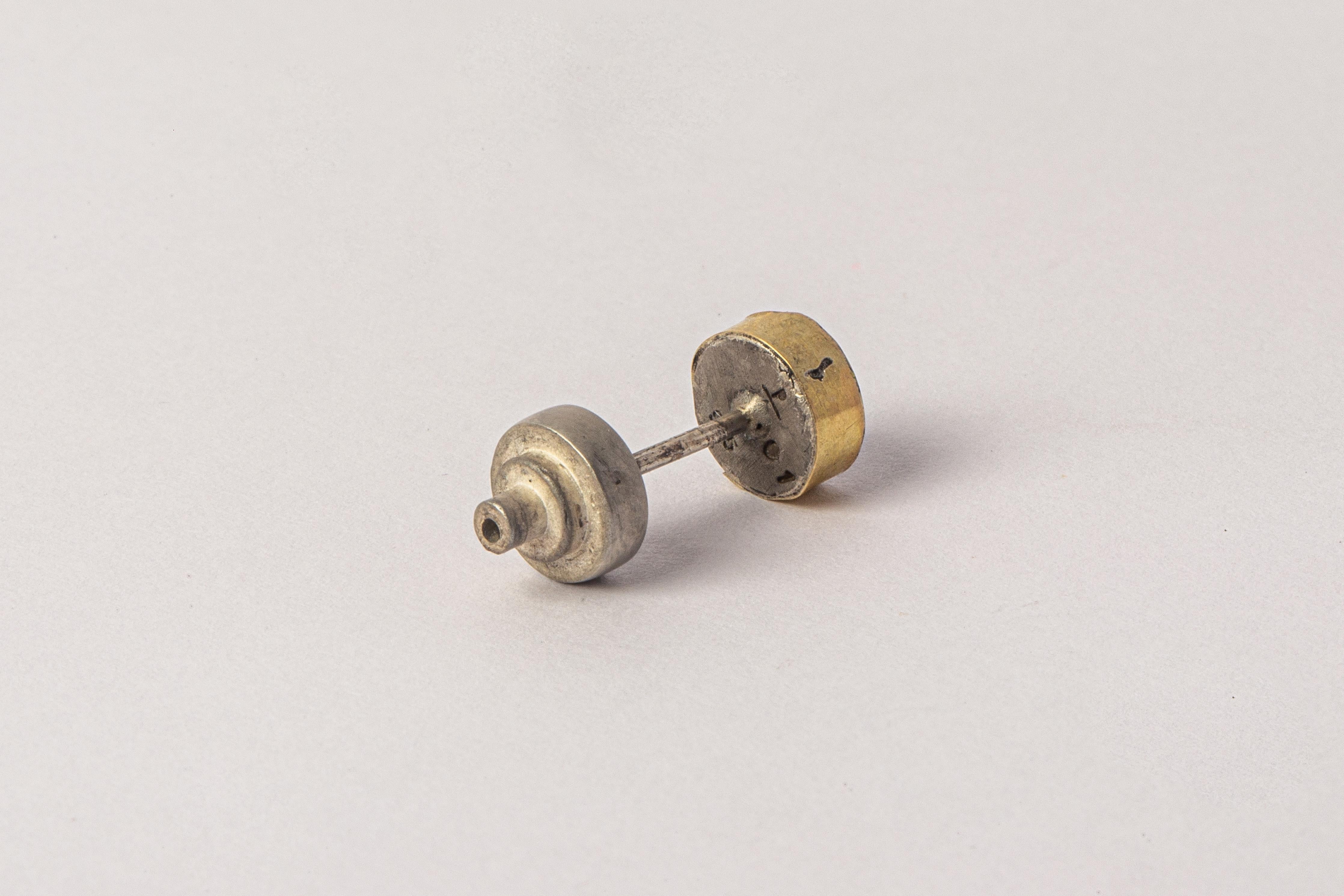 Rough Cut Tiny Stud Earring (Fuse, 0.1 CT, Diamond Slab, DA18K+DIA) For Sale