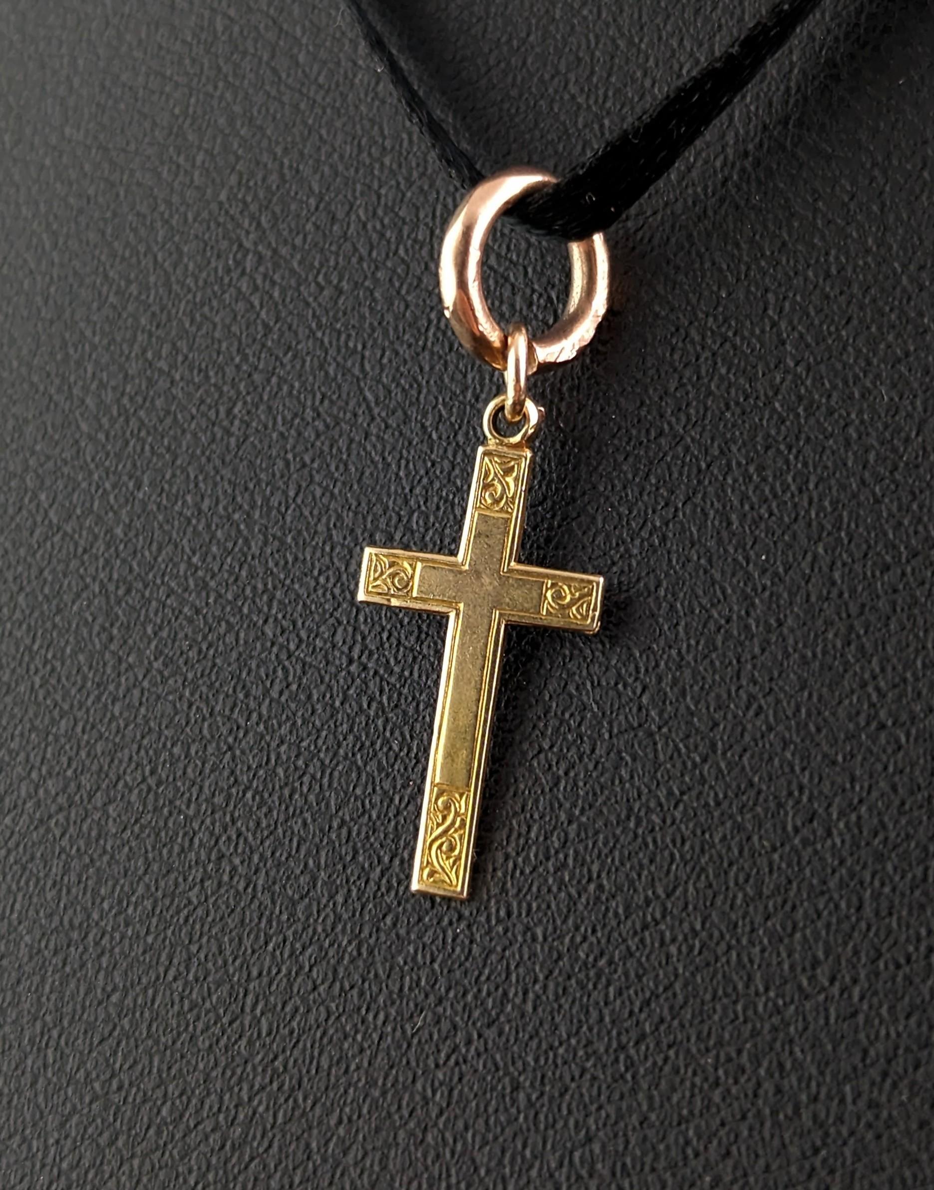 Tiny Vintage 9k gold cross pendant, charm  1