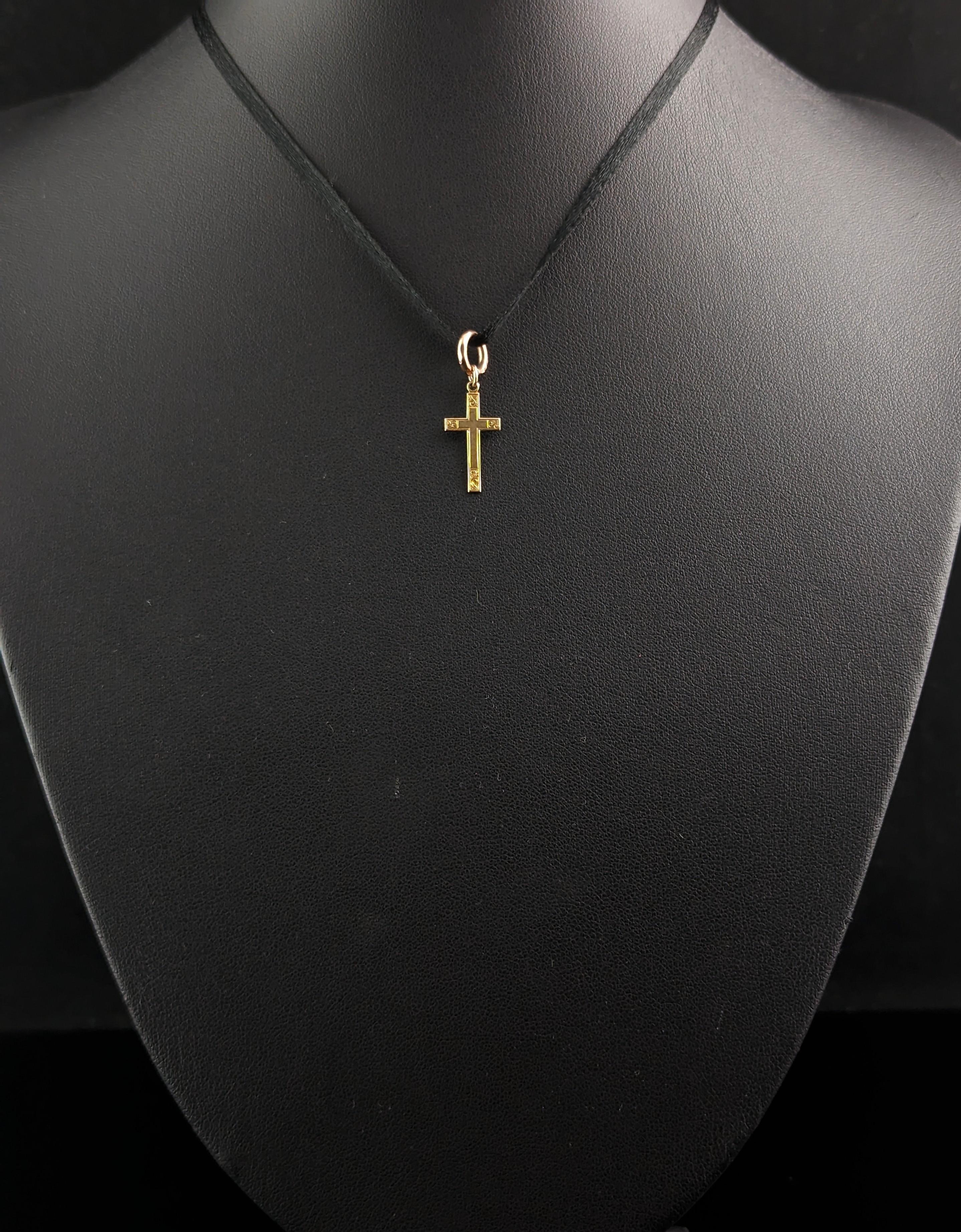 Tiny Vintage 9k gold cross pendant, charm  3