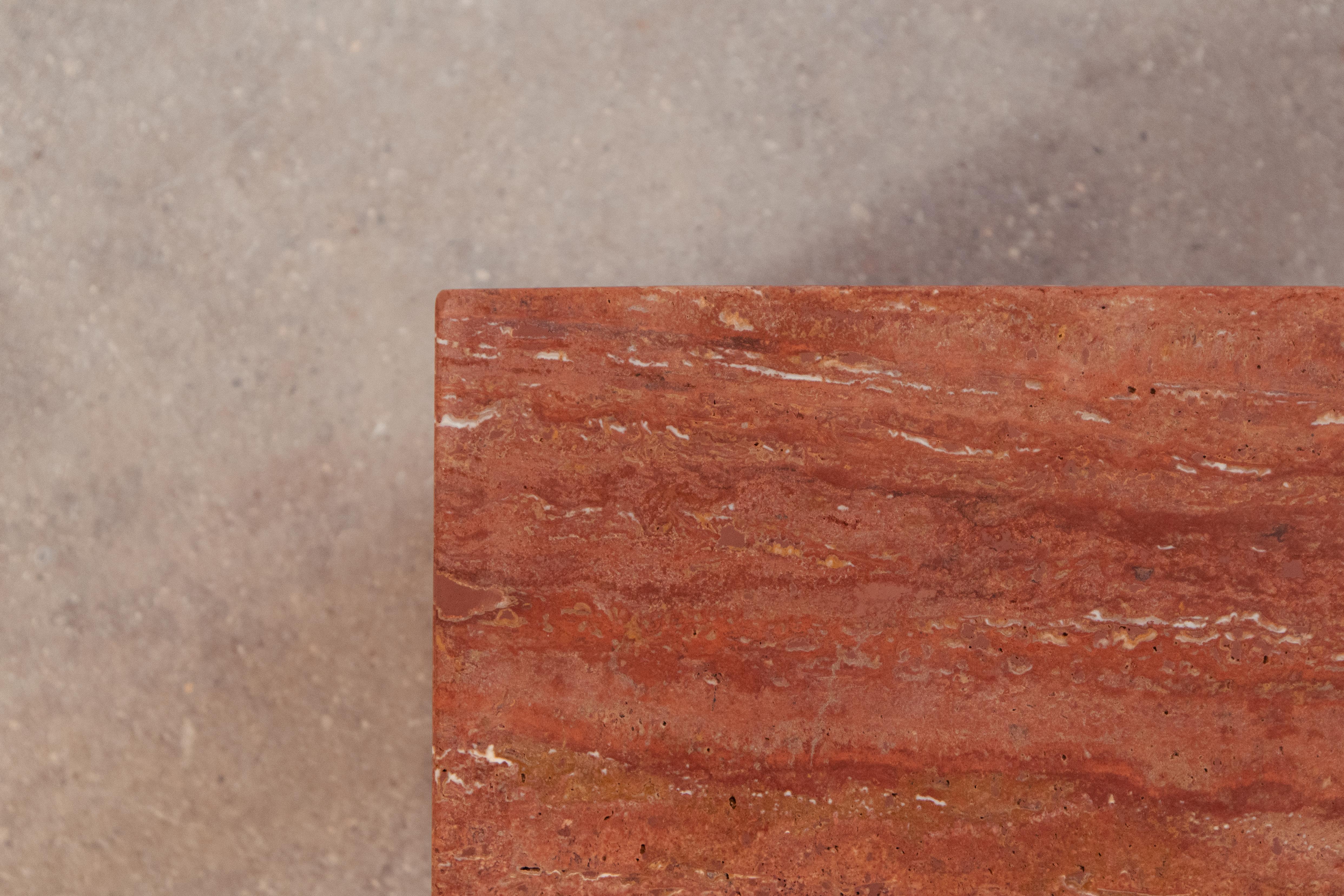 Mesa de centro escultórica contemporánea de mármol Tiptoe de dAM Atelier A Siglo XXI y contemporáneo en venta