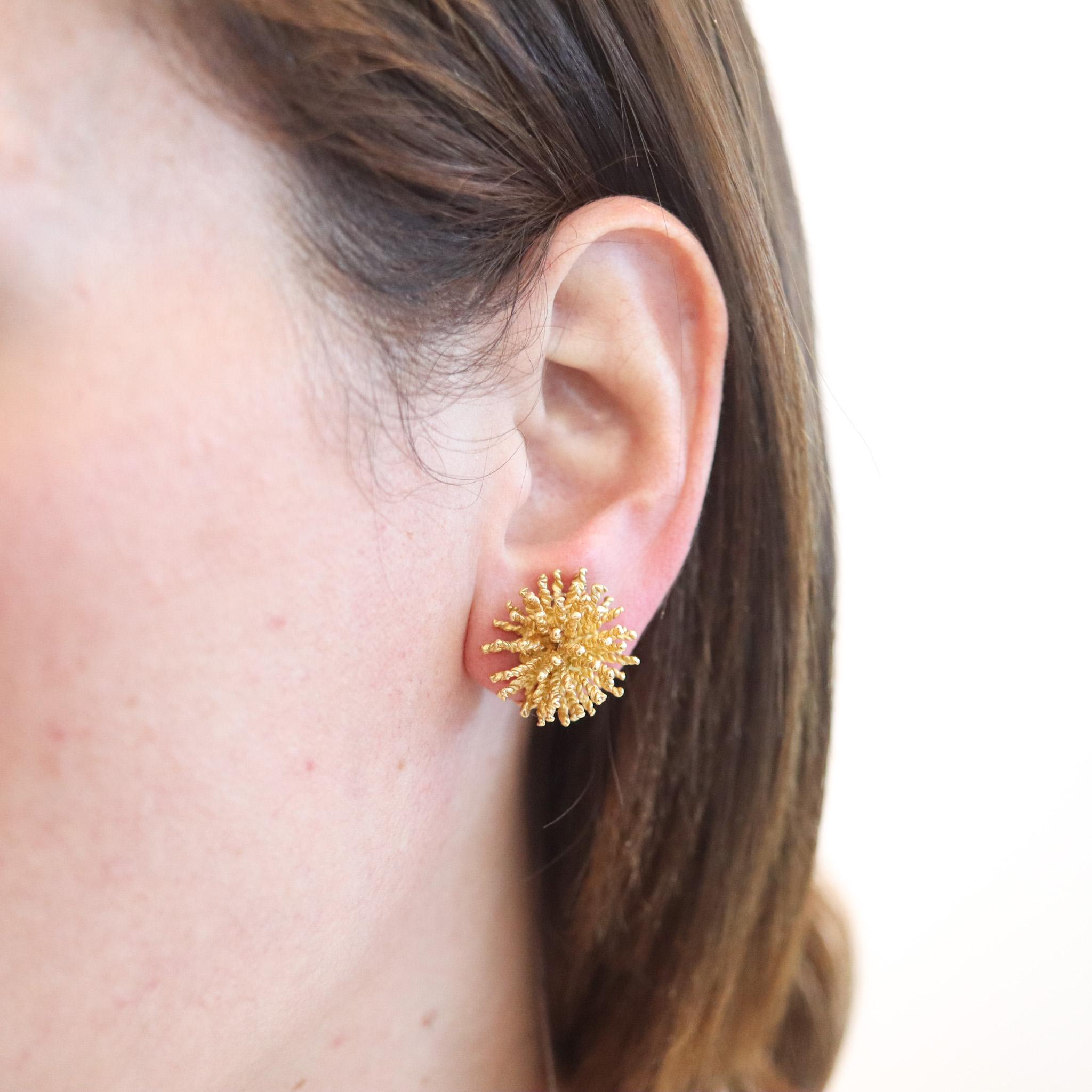 Tishman & Lipp Sputnik Spikes Clips-On Earrings In Solid 18Kt Yellow Gold For Sale 1