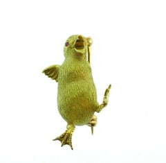 Tishman & Lipp Vintage 18 Karat Yellow Gold Ruby Baby Duck Pin