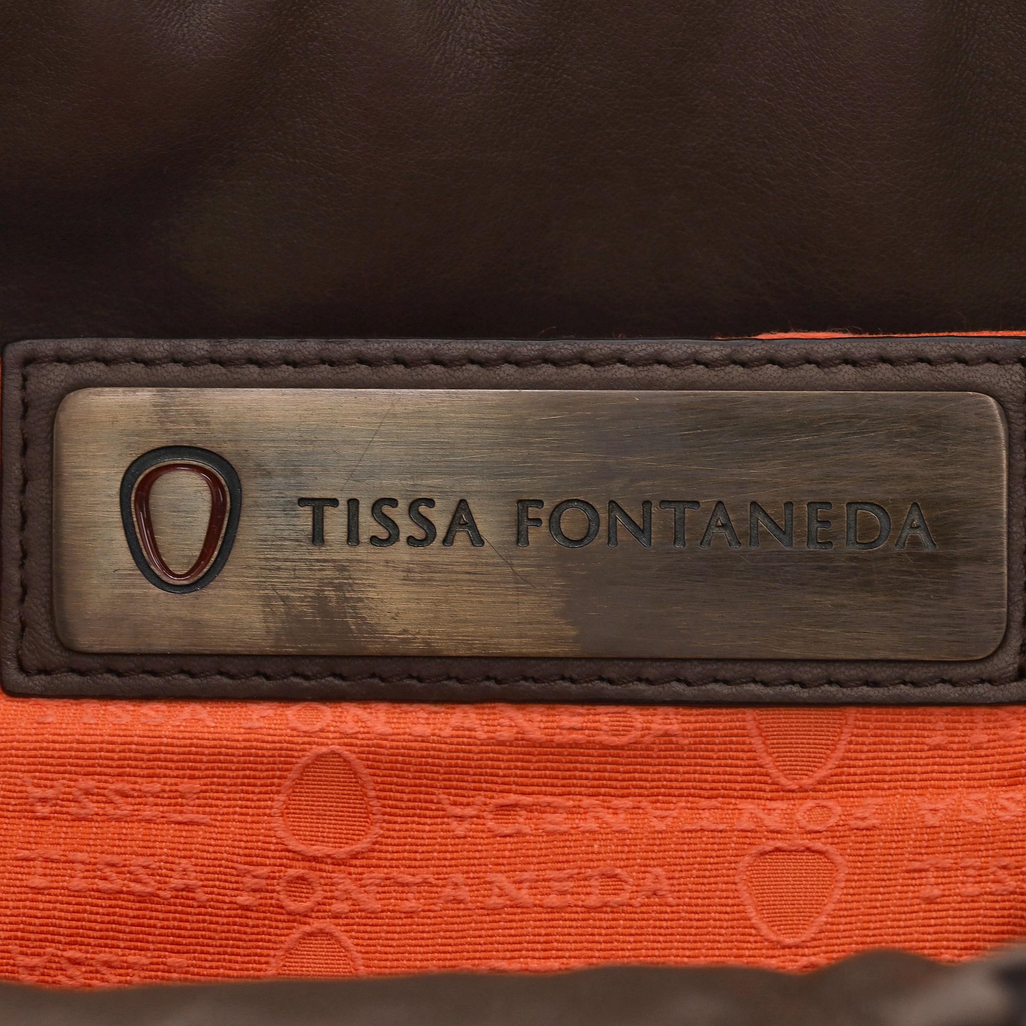 Tissa Fontaneda Uptown Sack Bag With Horn Tassel Adornment To The Front (Sac à dos Uptown avec ornementation de glands en corne sur le devant) en vente 3