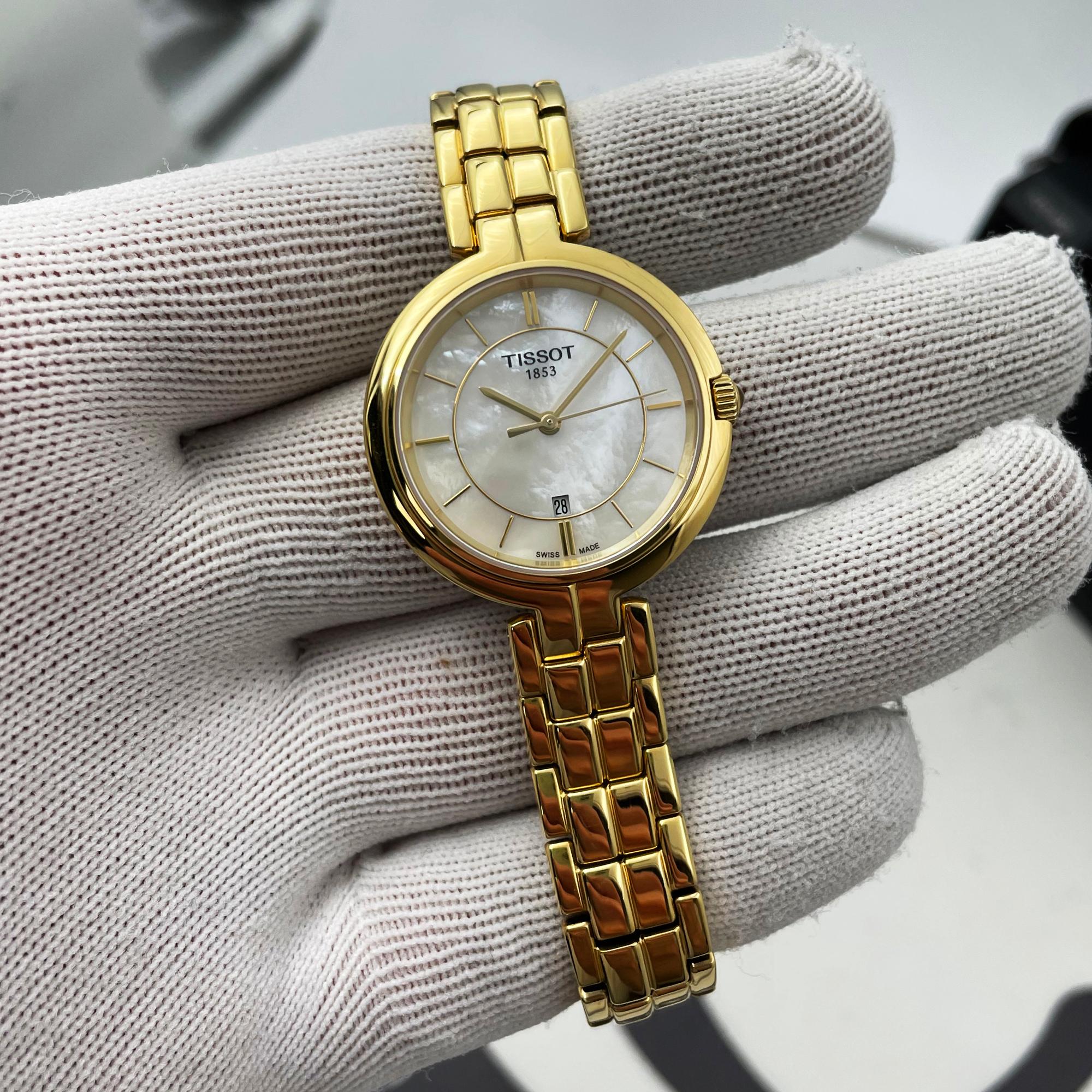 Tissot Flamingo Stahl Weißes MOP Zifferblatt Damen Quarzuhr T094.210.33.111.00 3