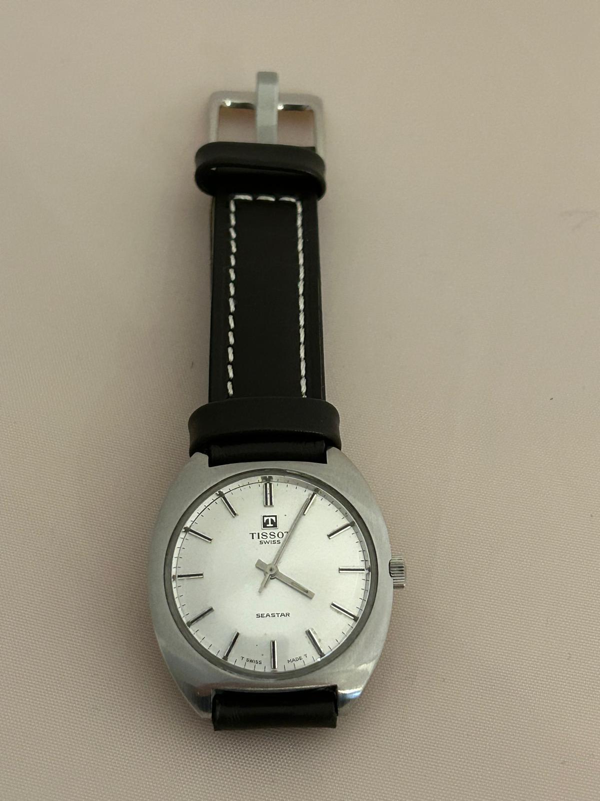 Our vintage Tissot Seastar features a 37mm (38.5mm inc crown) Stainless Steel case, manually wound. This version is also known as the 