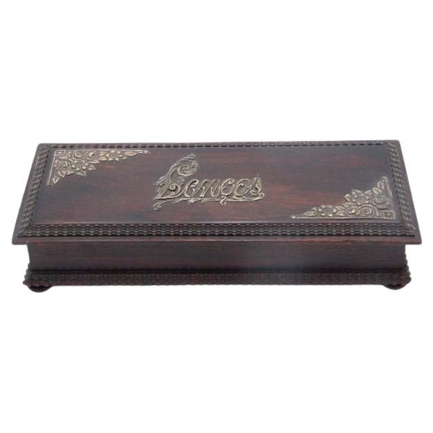 Tissue box with wooden details and rosewood trembles For Sale