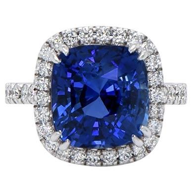 Titan Blue Sapphire Ring – 7.48ct Untreated Ceylon Blue Sapphire (Certified) For Sale