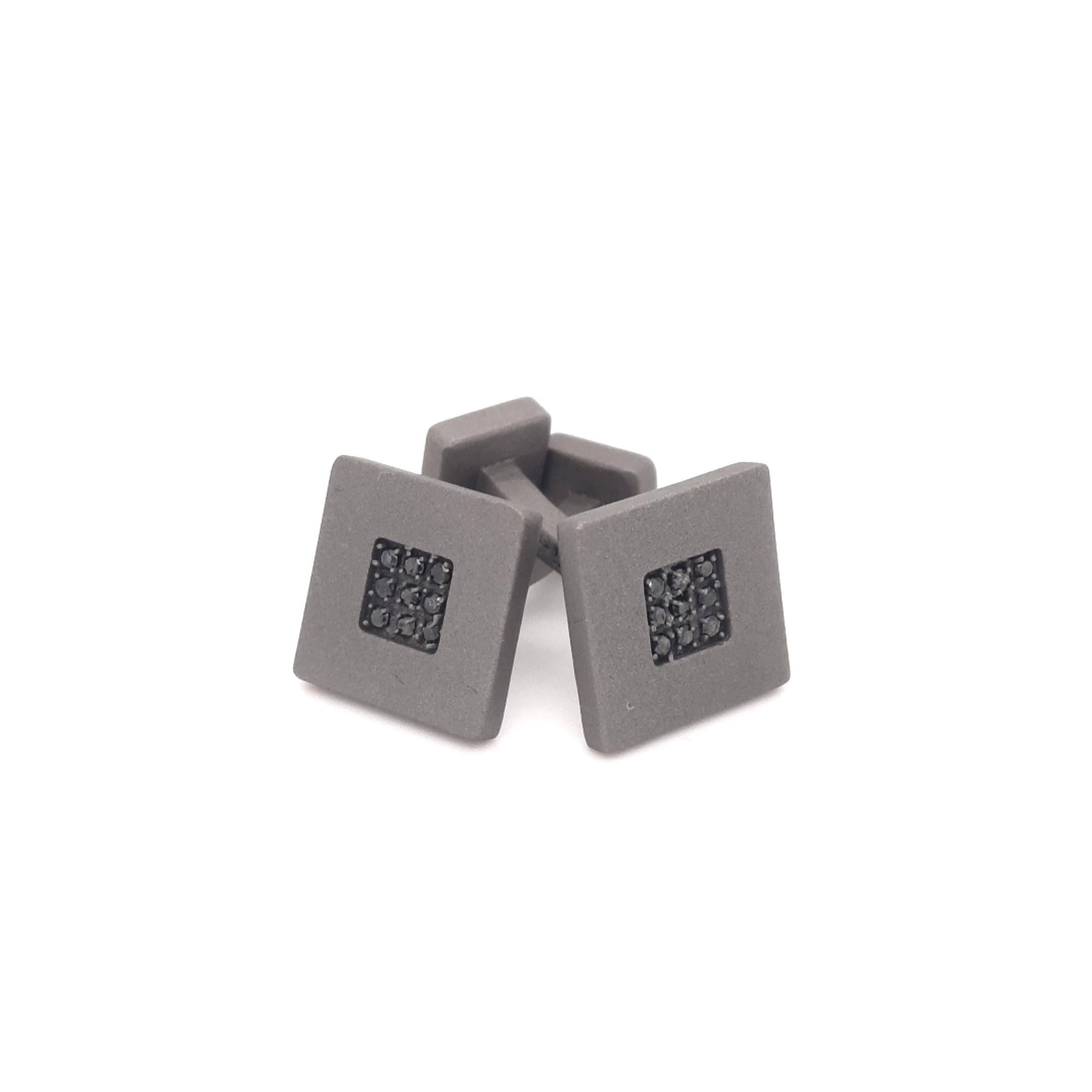 Square Cut Titanium Black Diamond Square Cufflinks For Sale