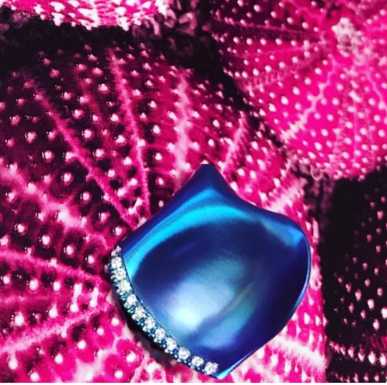 Contemporary Titanium Diamond 18KT Rose Gold Petals Margherita Burgener Earrings For Sale