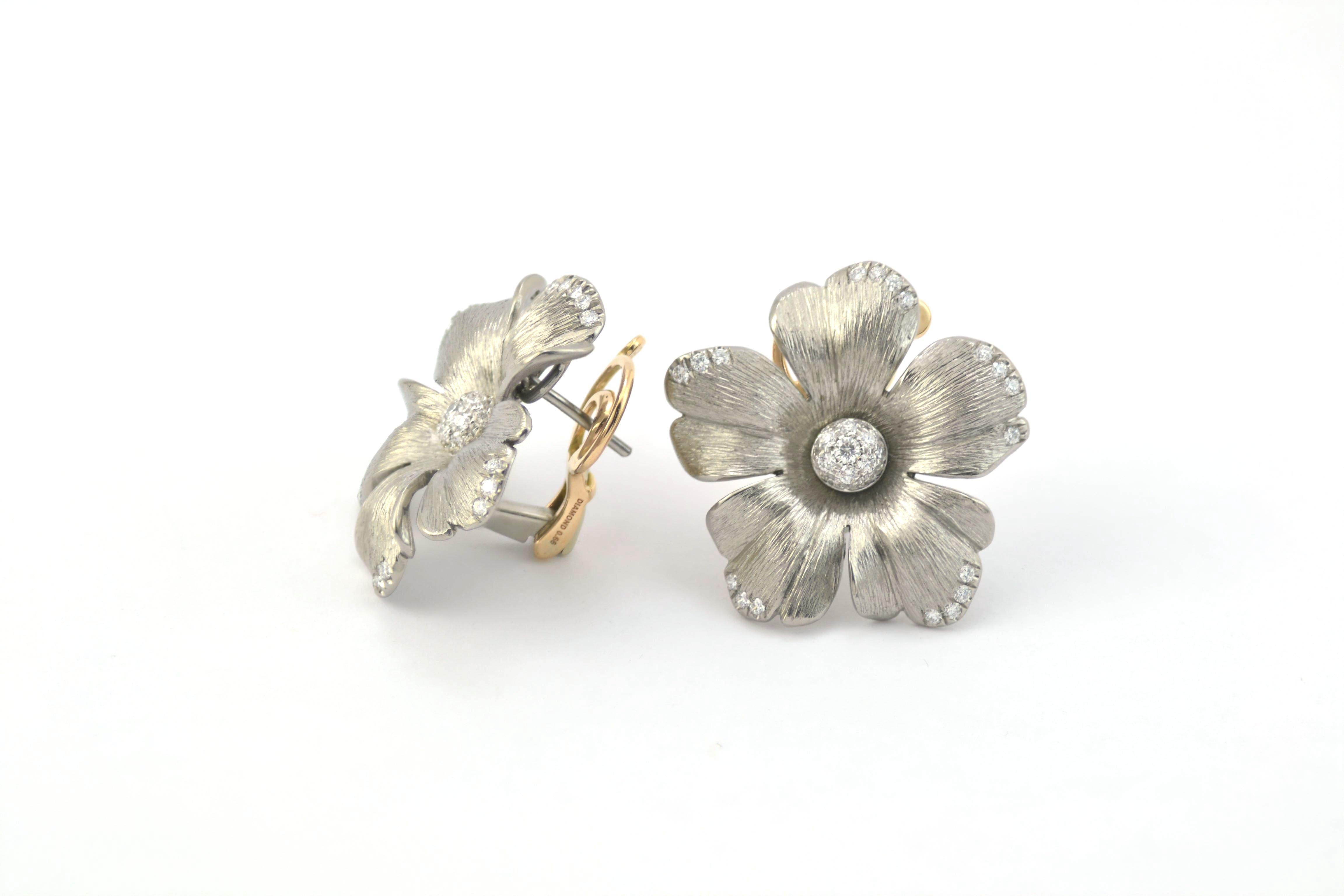 Contemporary Titanium Diamond Gold  Earrings Flower Handcrafted by Margherita Burgener, Italy