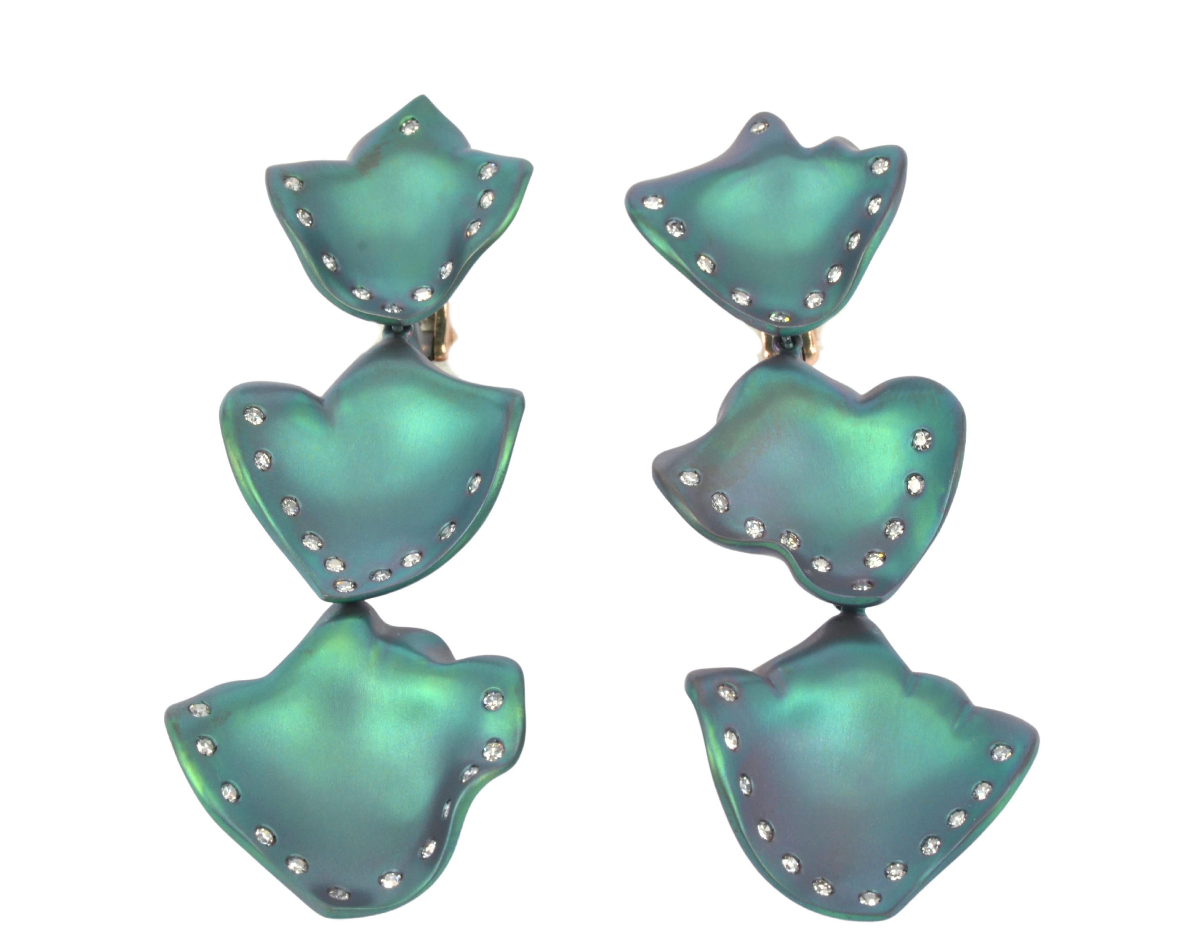 Contemporary Titanium Diamonds 18KT Rose Gold Made in Italy Petal Earrings