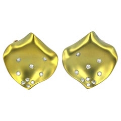 Titanium Natural Diamonds 18KT Rose Gold Made in Italy Petals Earrings