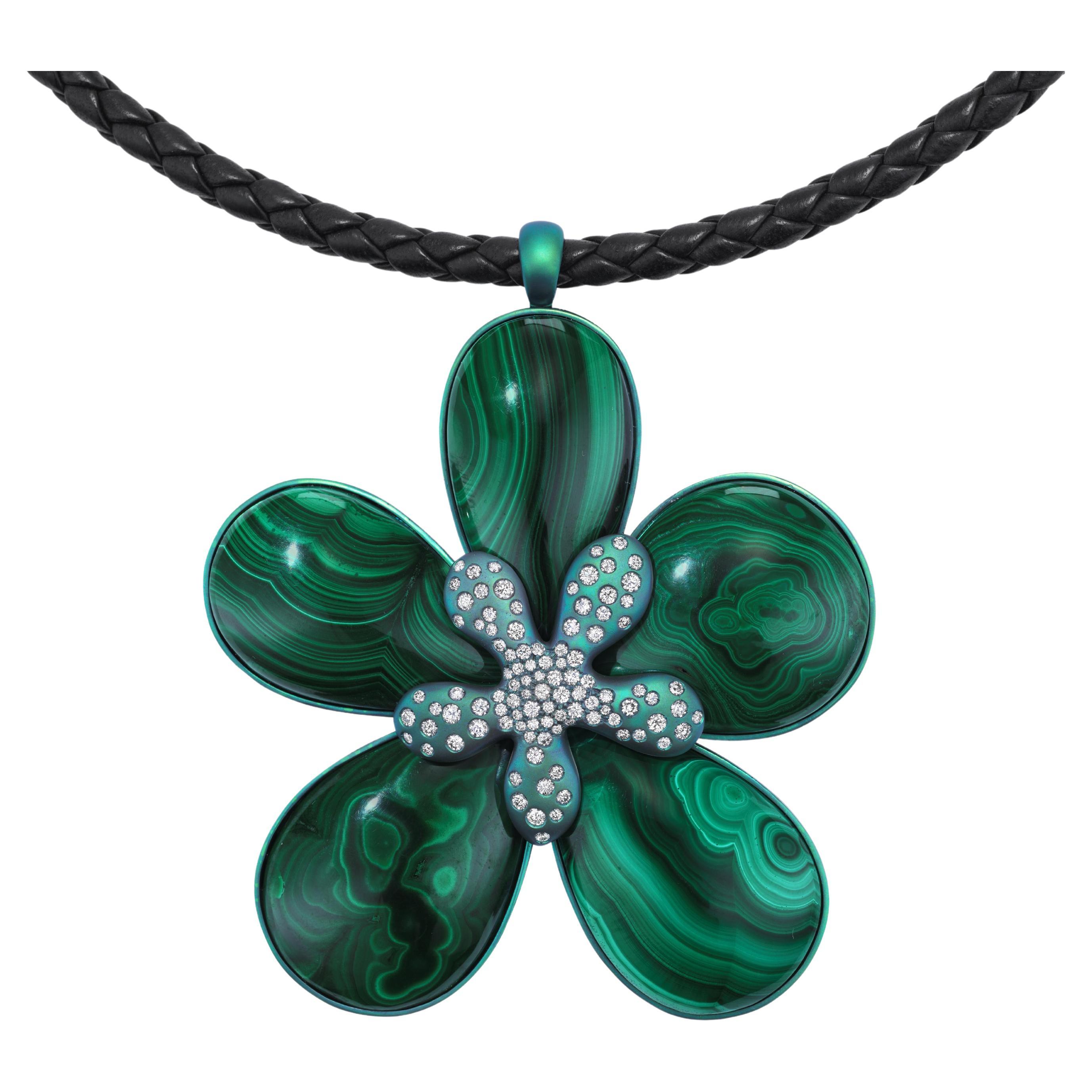 Collier pendentif « Splash » en titane, malachite et diamants en vente