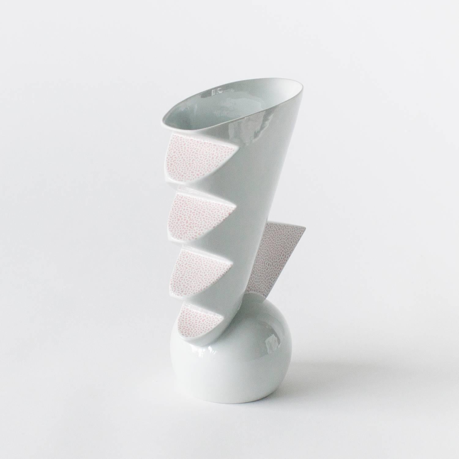 Titicaca by Matteo Thun for Memphis-Milano. Vintage Pink color model.
   