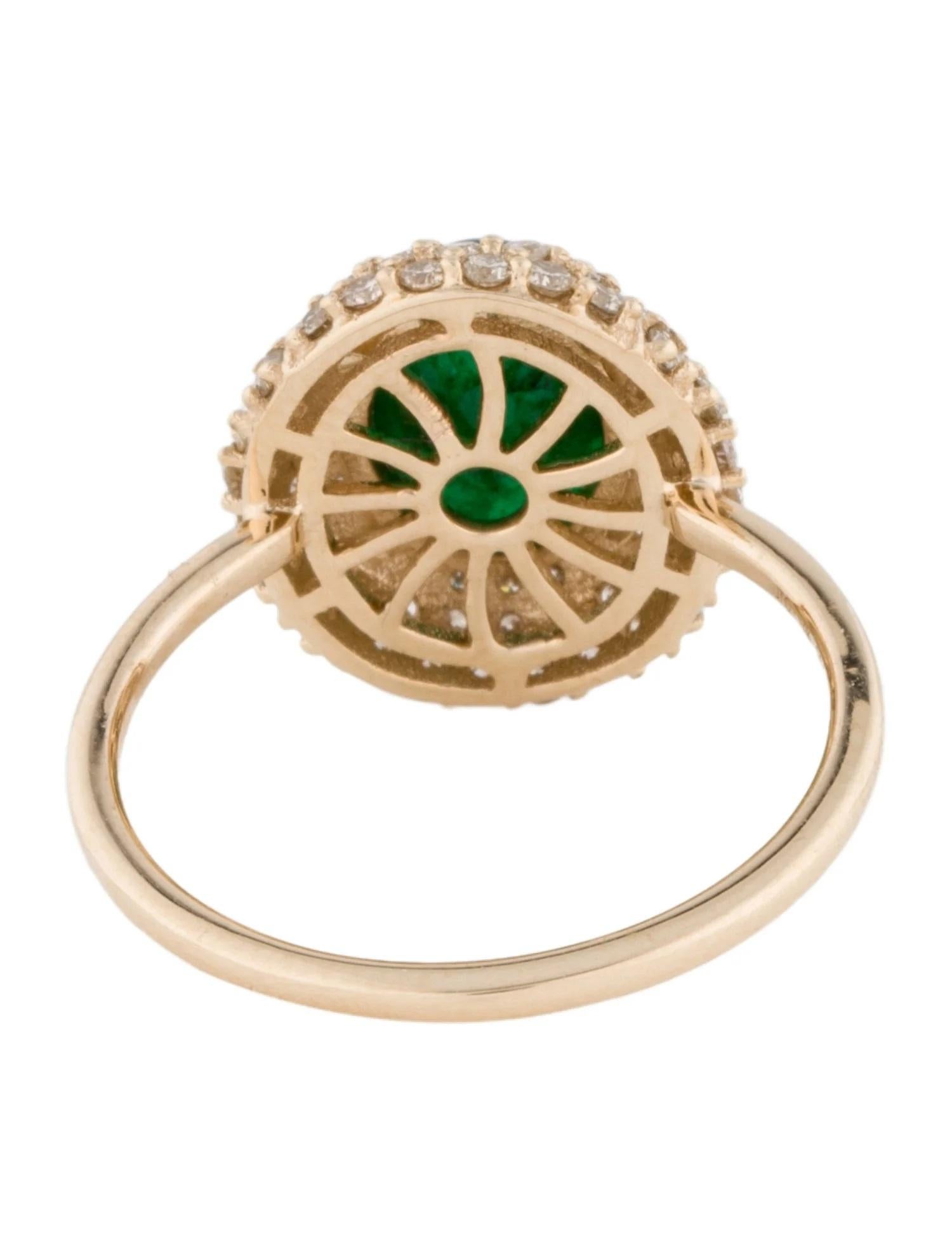 Taille ovale Bague cocktail en or jaune 4 carats avec cabochon ovale, émeraude et diamants 2,09 carats, taille : 7 en vente