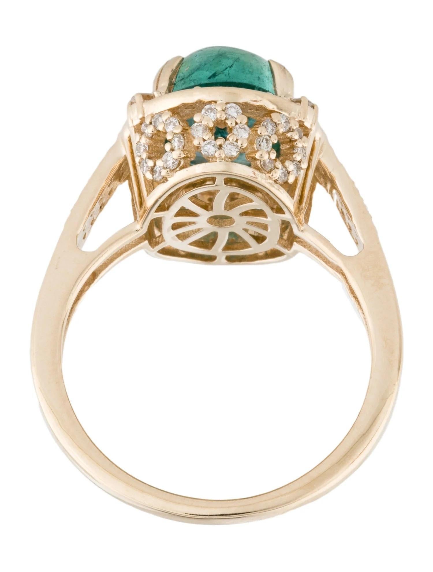 Título: Anillo de cóctel de oro amarillo de 14 quilates con cabujón ovalado de 3,69 ct de esmeralda y diamantes en Nuevo estado para la venta en Holtsville, NY