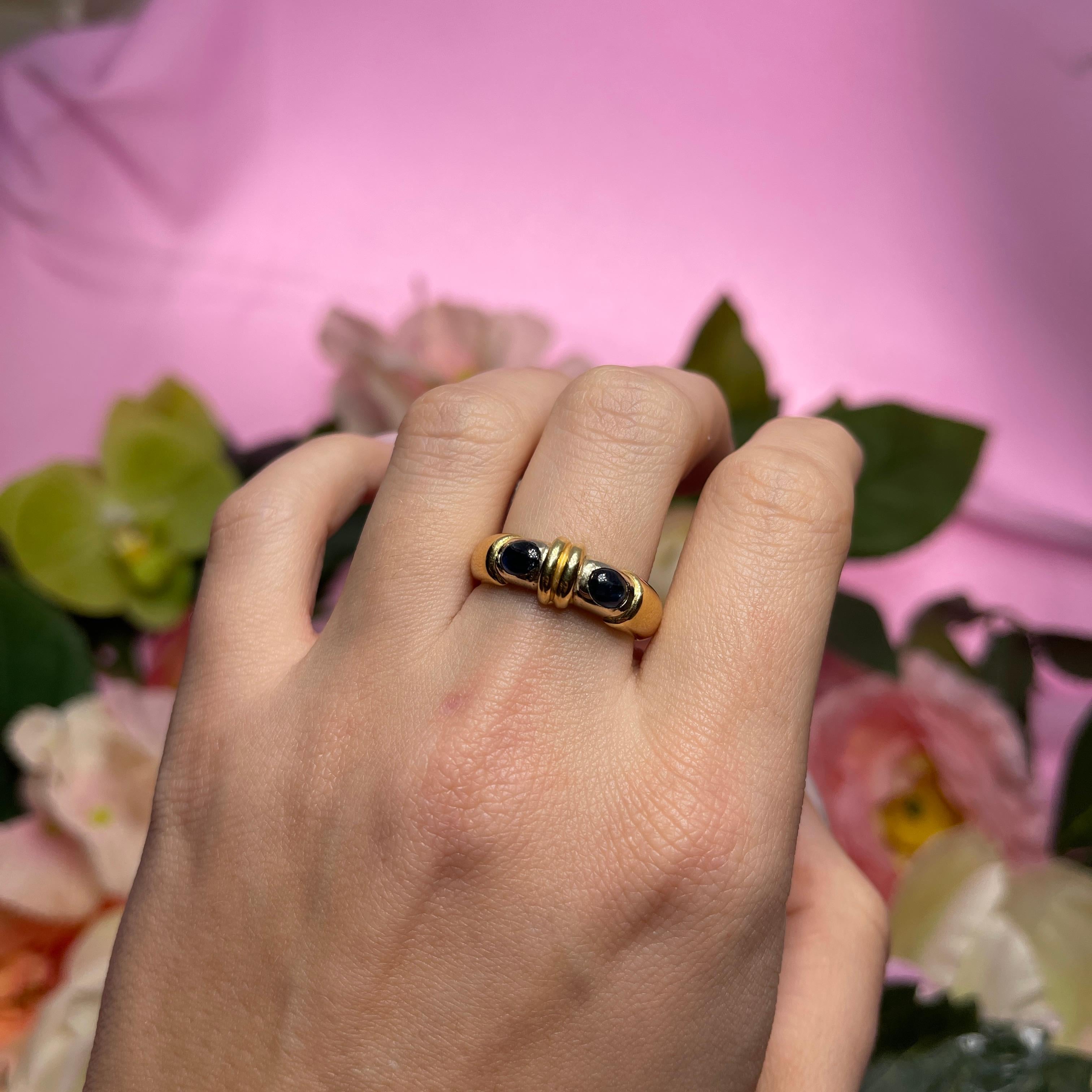 Title: 18k Yellow Gold Band Ring with Blue Sapphires For Sale 2