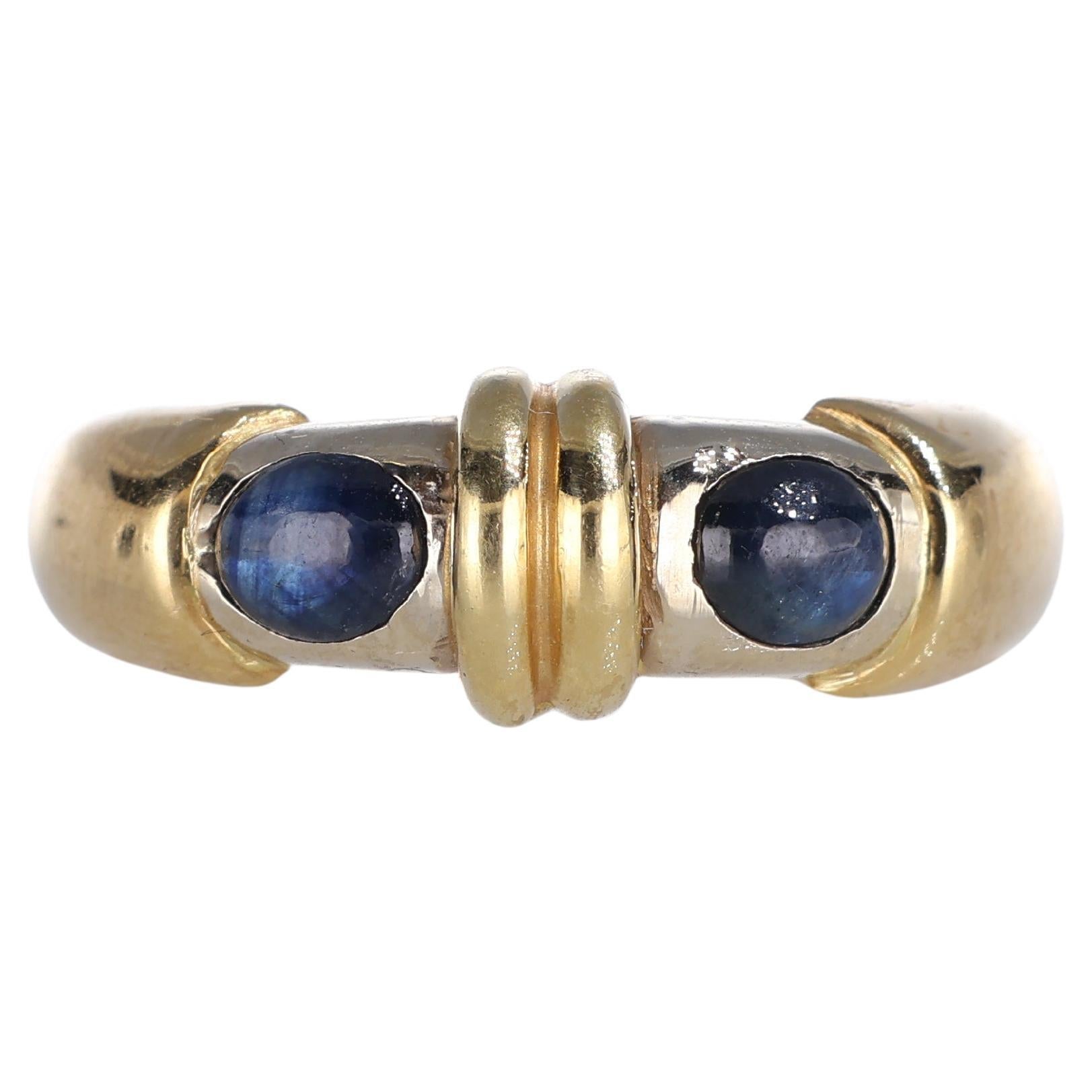 Title: 18k Yellow Gold Band Ring with Blue Sapphires