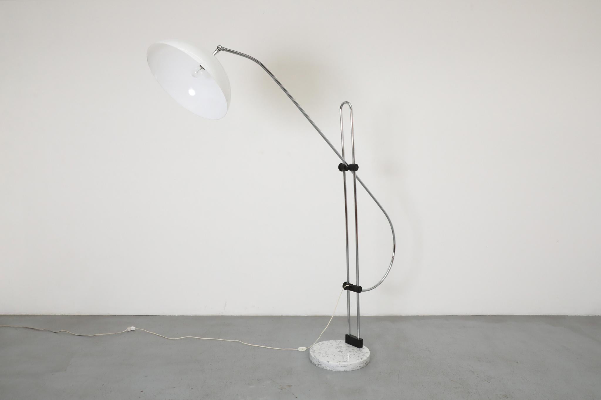 Title: Gaetano Sciolari Mid-Century Modern Chrome Arc Floor Lamp for Boulanger (Belgisch) im Angebot