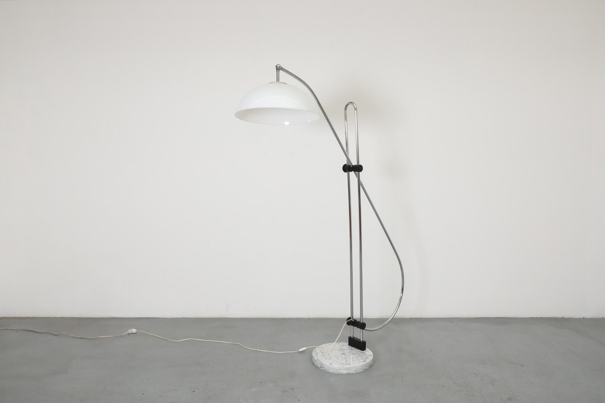 Title: Gaetano Sciolari Mid-Century Modern Chrome Arc Floor Lamp for Boulanger im Zustand „Gut“ im Angebot in Los Angeles, CA
