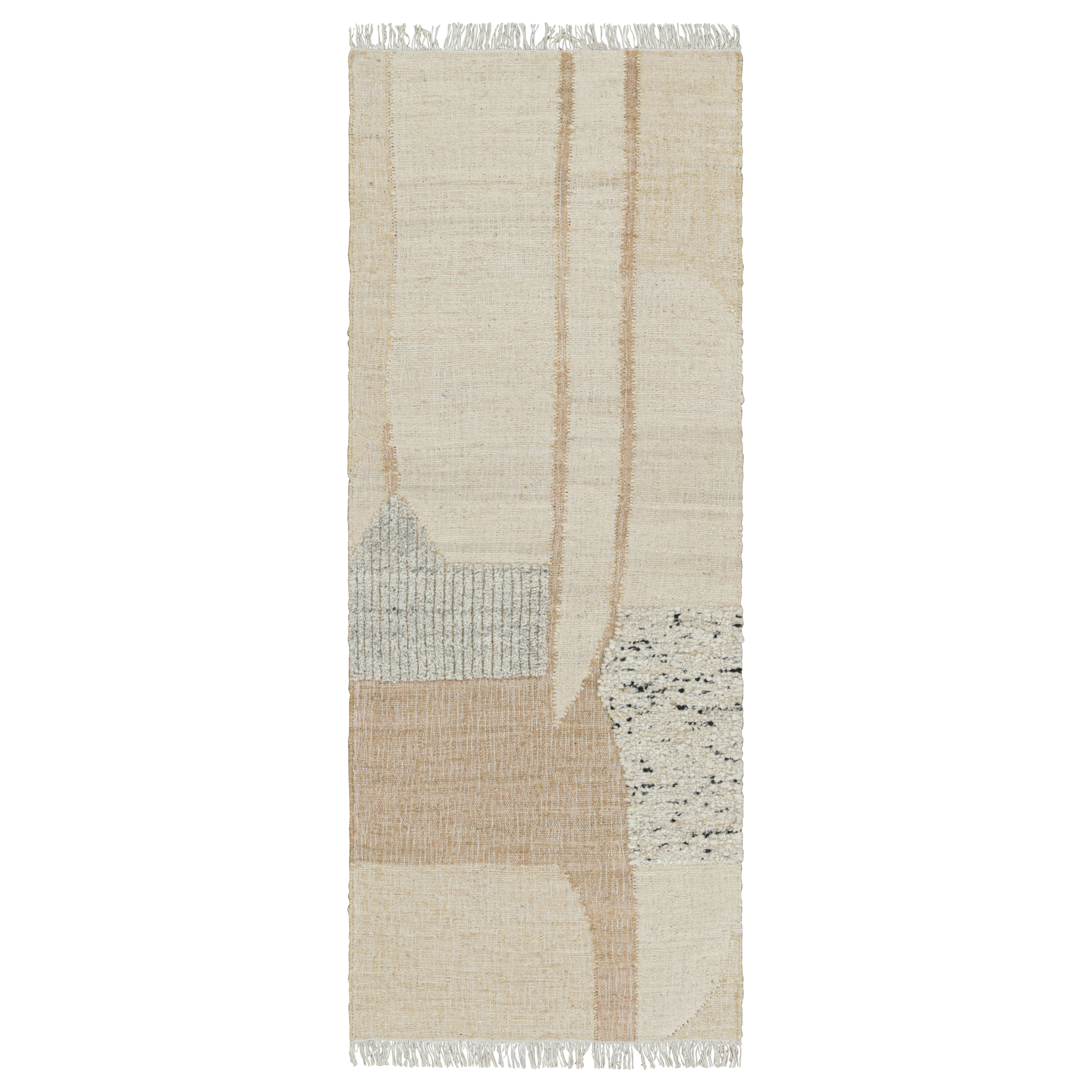 Titre : Tapis de course tissé plat à motifs géométriques crème et beige de Rug
Kilim